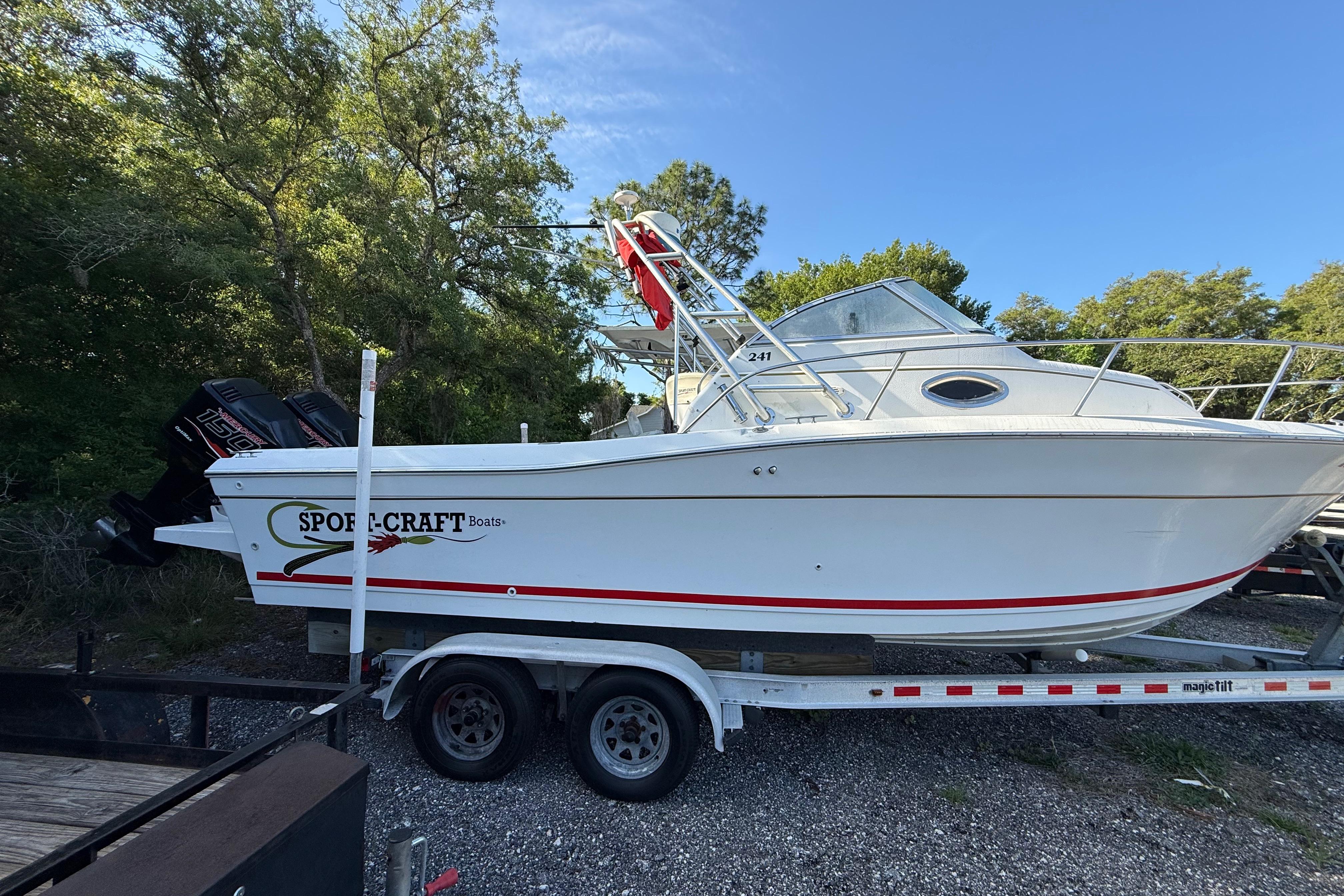2000 Sport-Craft 241 Walk Around