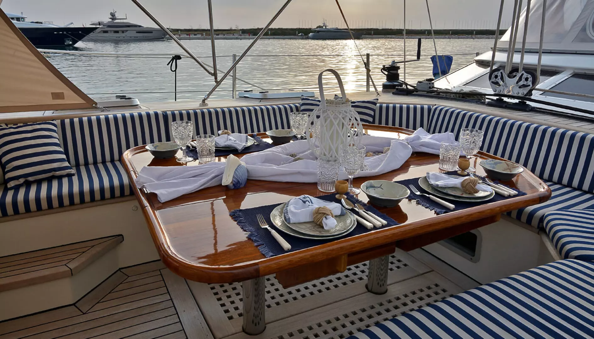 1988 Brooke Yachts — - Image 24