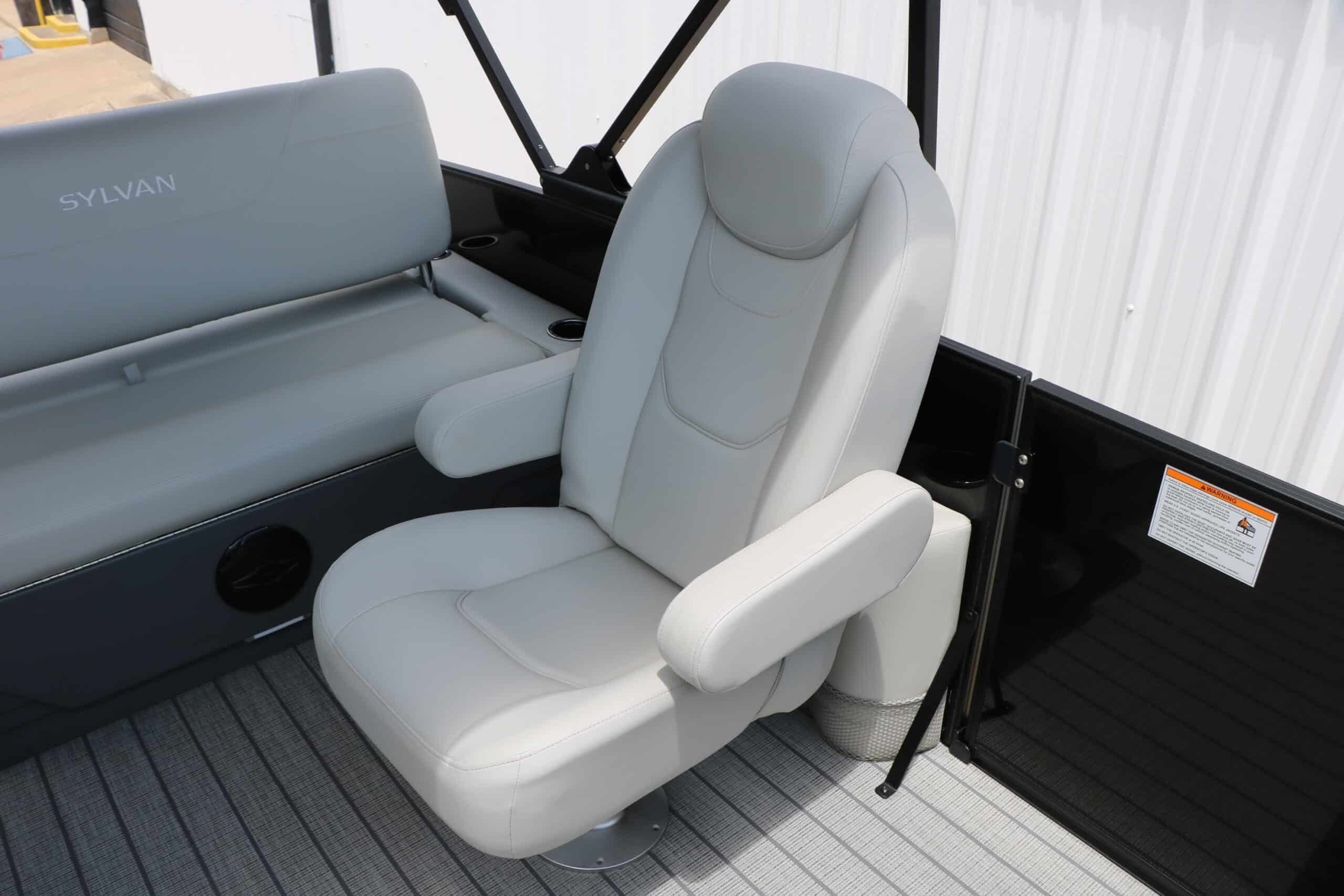 2026 Sylvan Mirage 820 CLZ DH Premium Pontoon Includes Custom Trailer - 25