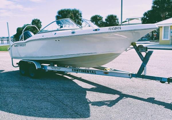 2018 Key West 211 Dual Console - 12