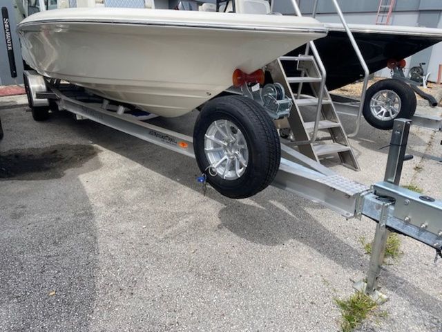 2025 ShearWater 250 SS CAROLINA BAY - 10