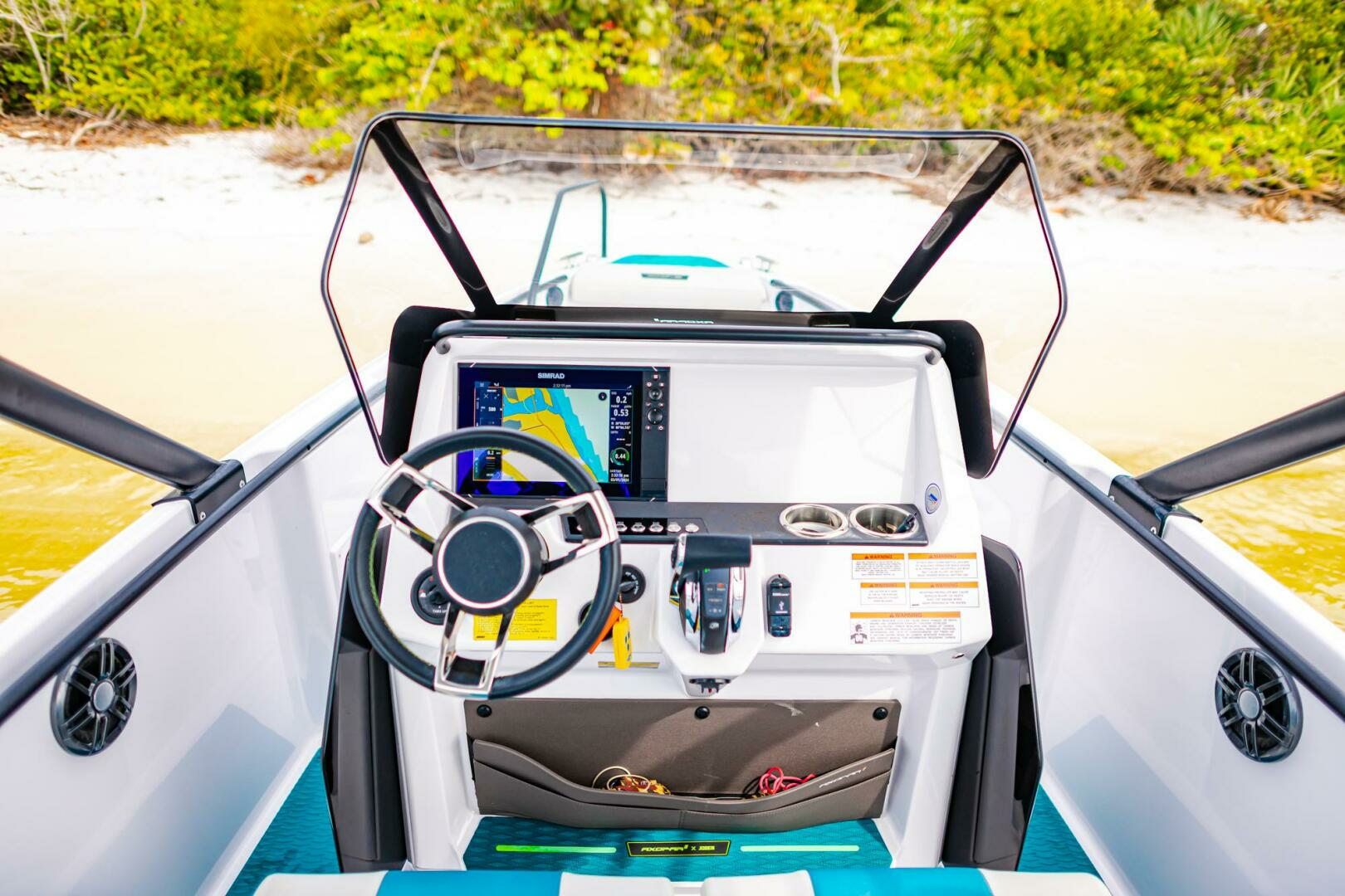 2022 Axopar 22 Spyder X Jobe Revolve - Image 12