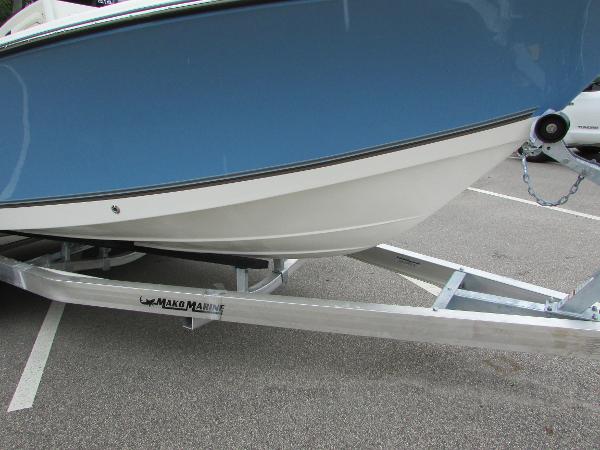 2023 Mako 214 CC boat on a Mako Marine trailer.