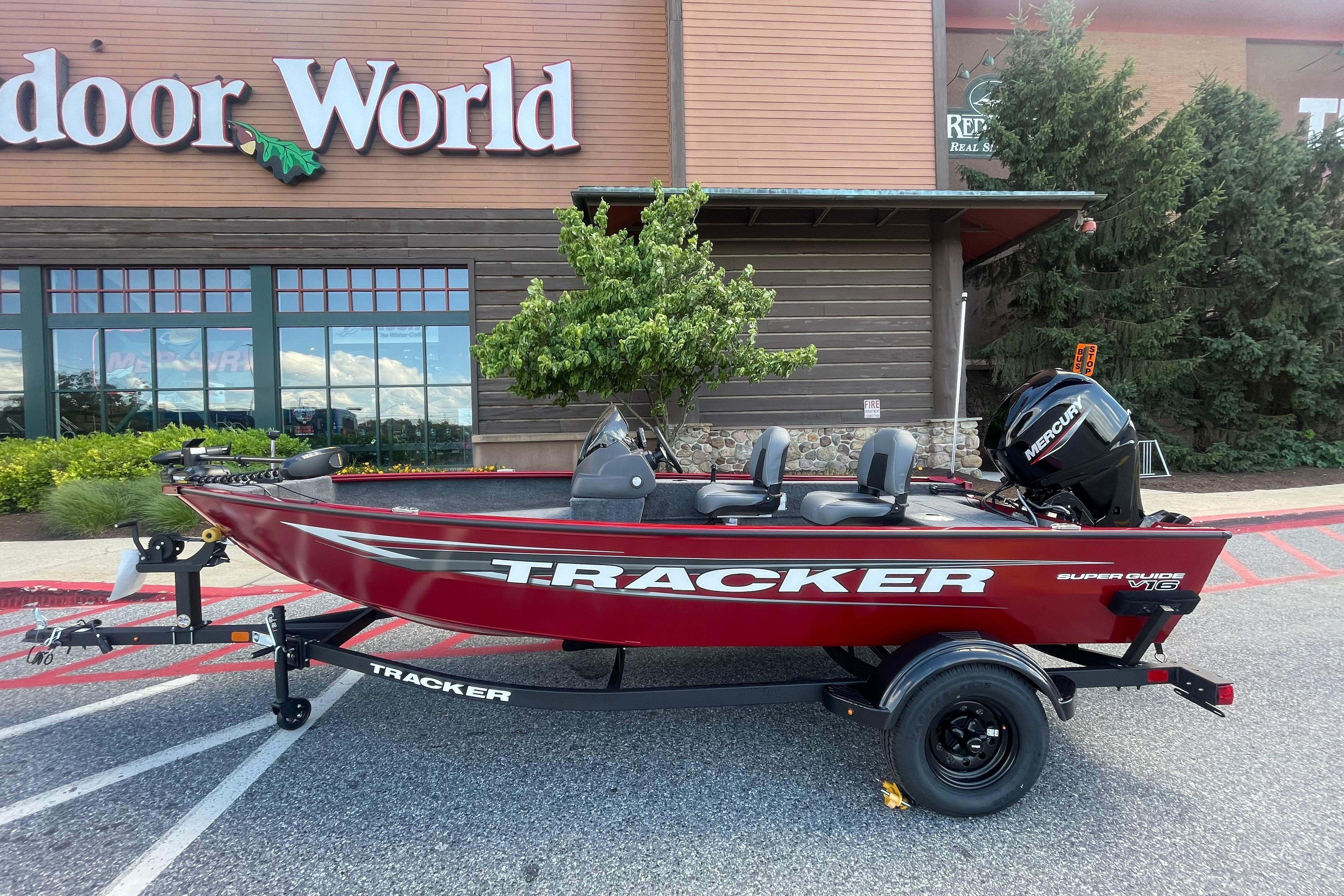 2026 Tracker Super Guide V-16 SC
