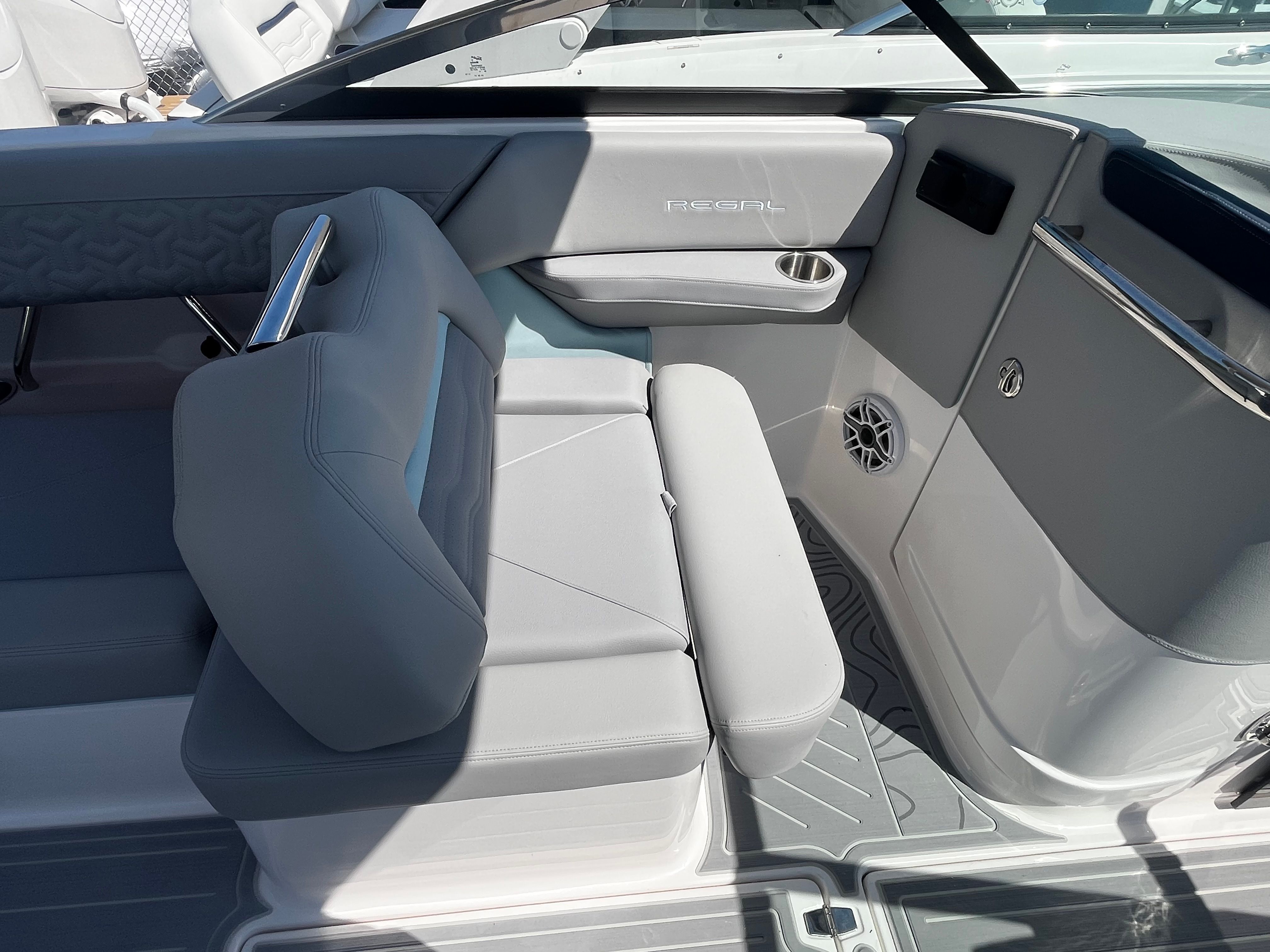 2026 REGAL LX6 - Image 19