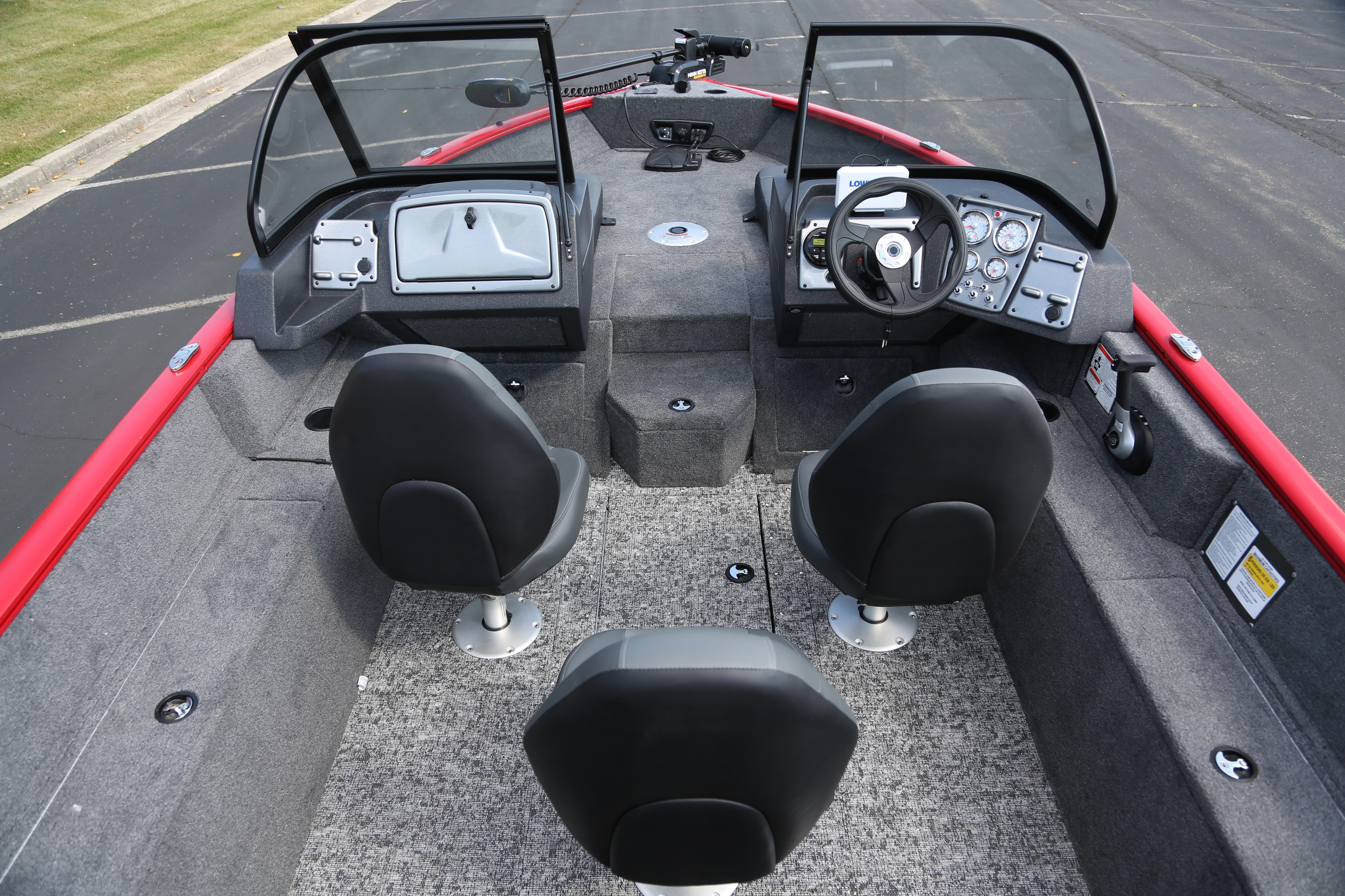 2026 Tracker Pro Guide V-175 Combo boat interior with dual consoles and seating.