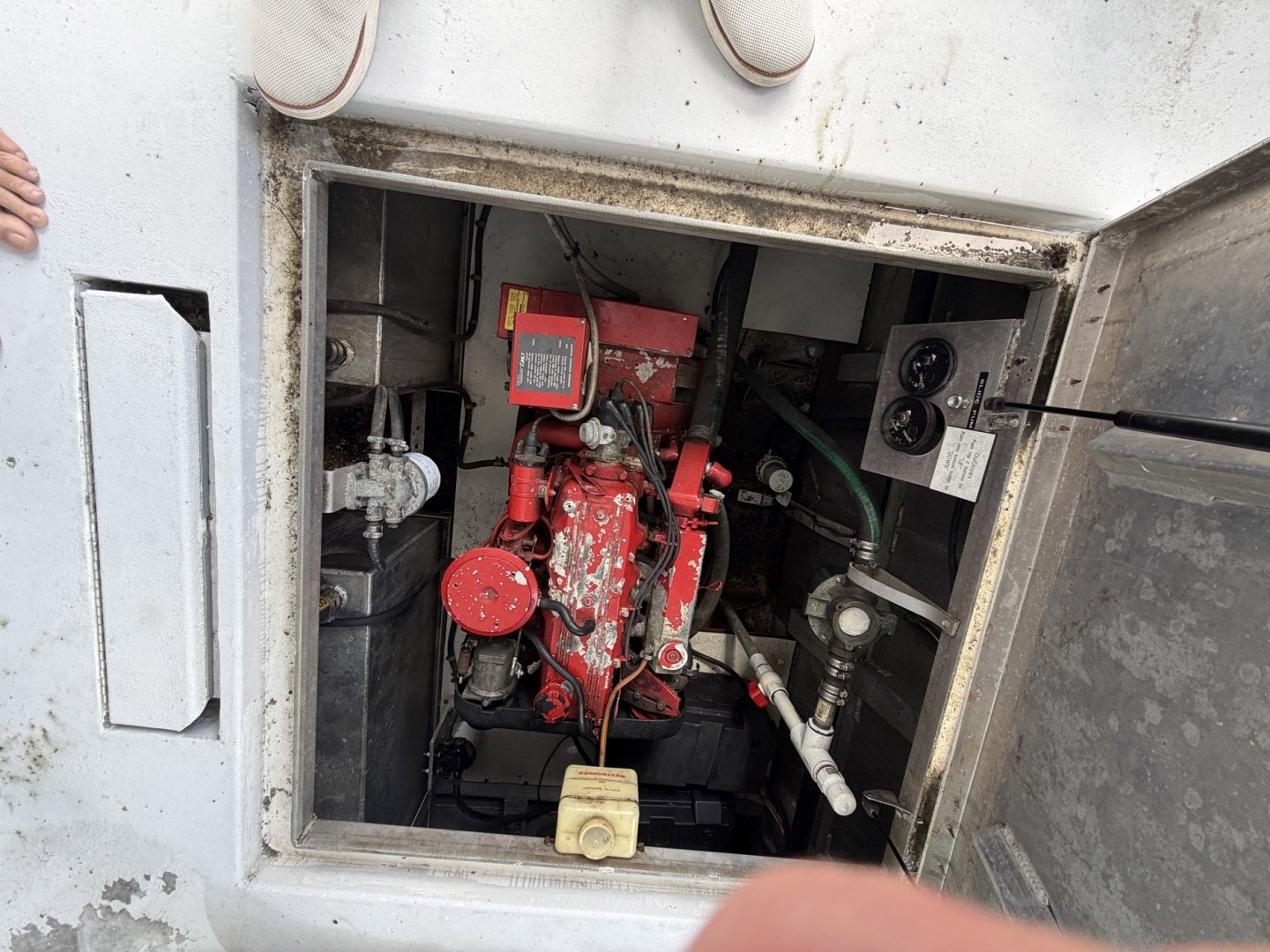 2001 Horizon 6015 - Image 28