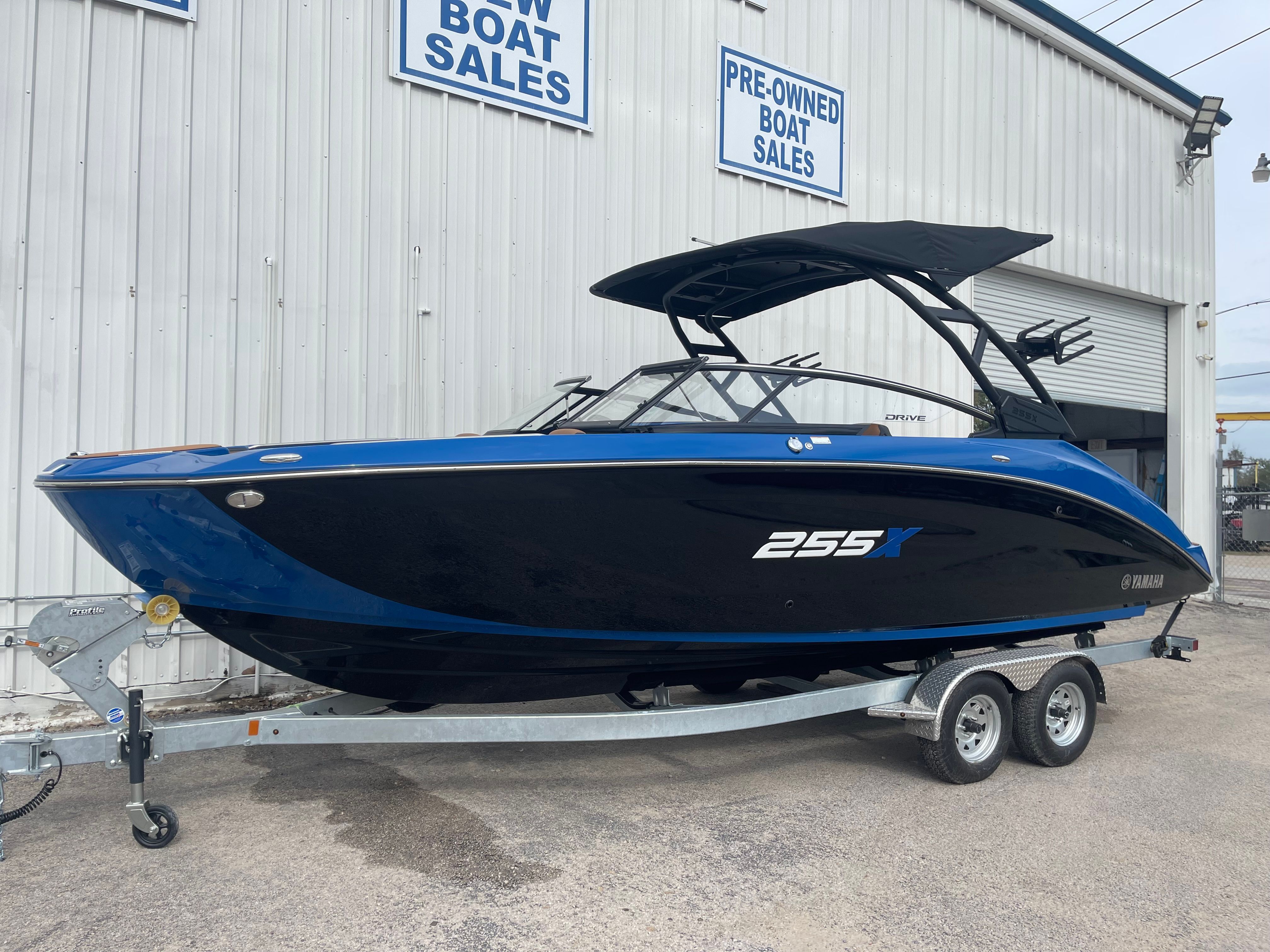 2026 YAMAHA 255 XD - Image 2