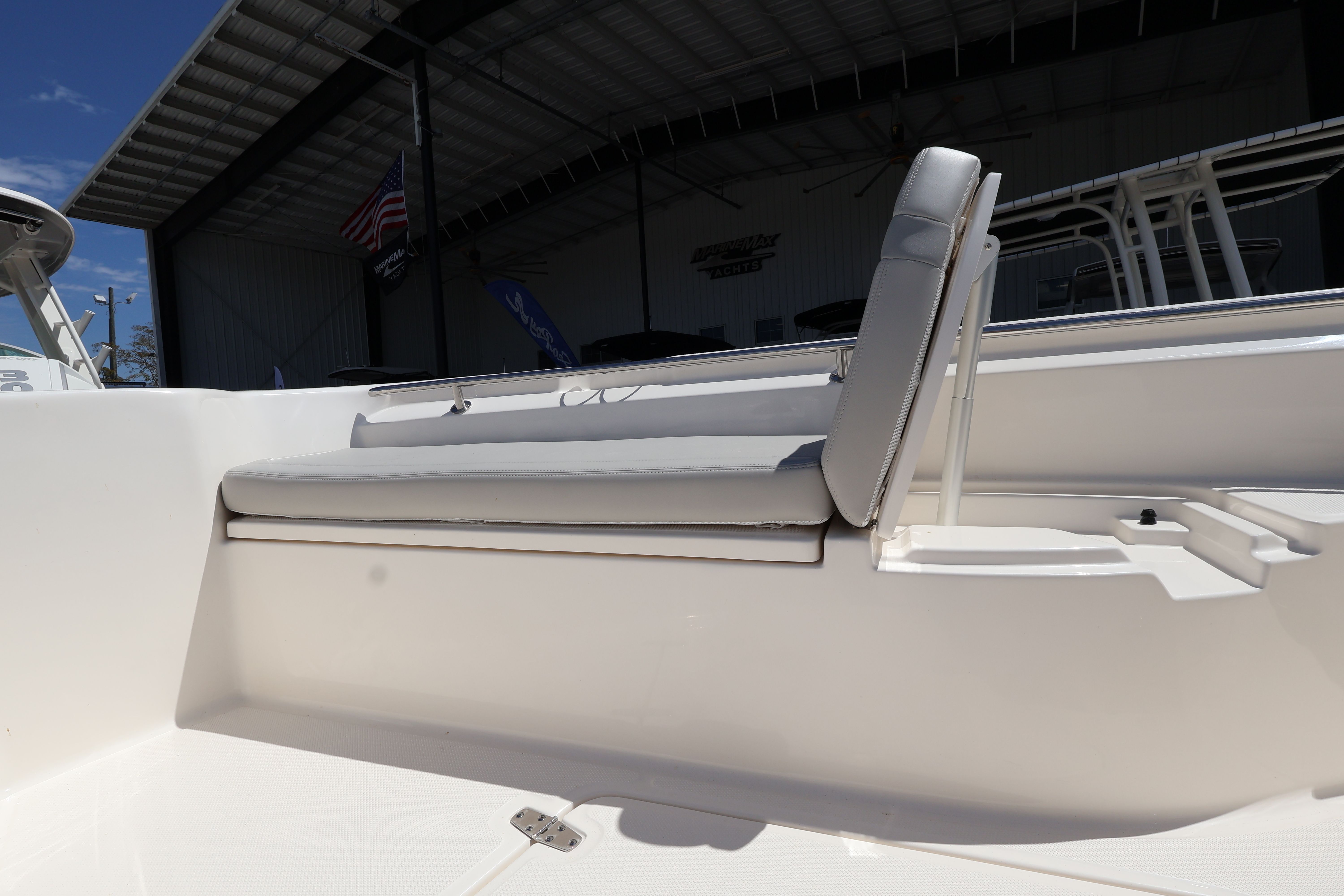 2026 Boston Whaler 280 Dauntless - 30