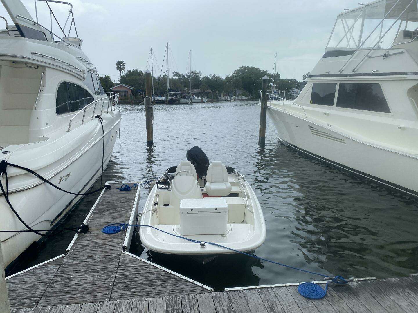 2018 Boston Whaler 150 Super Sport - Image 16