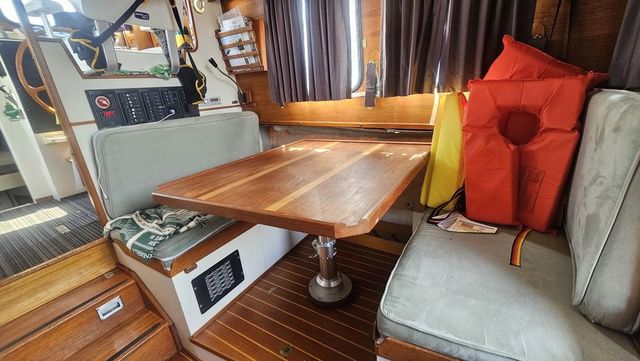 1982 Nordic Tug 26 - 22