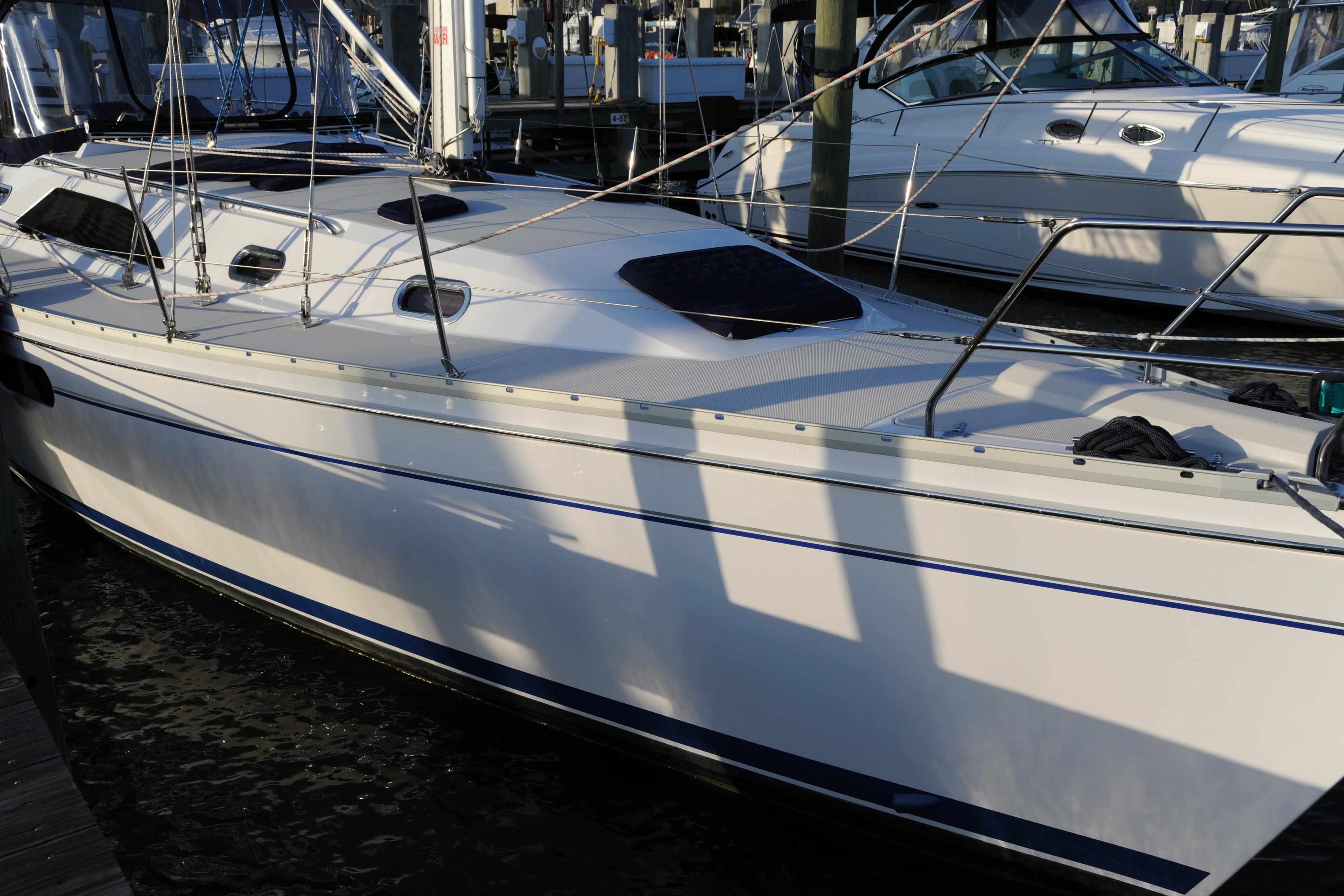 2016 Catalina 445