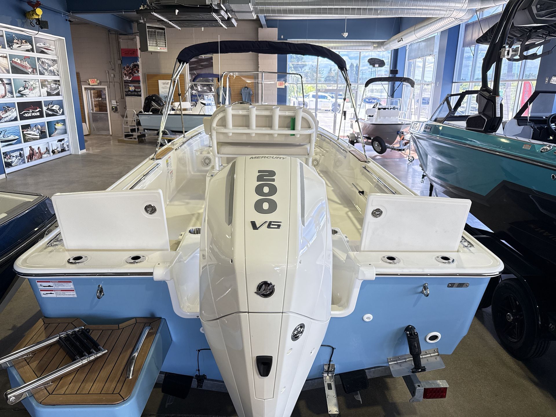 2026 Boston Whaler 210 Montauk - 6