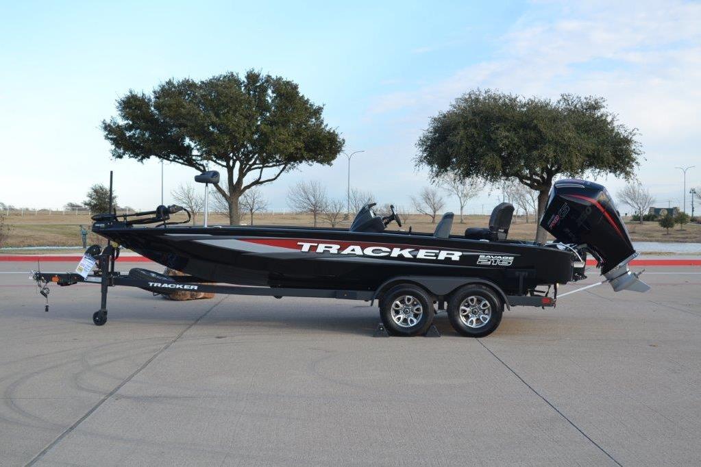 2025 Tracker Savage 215