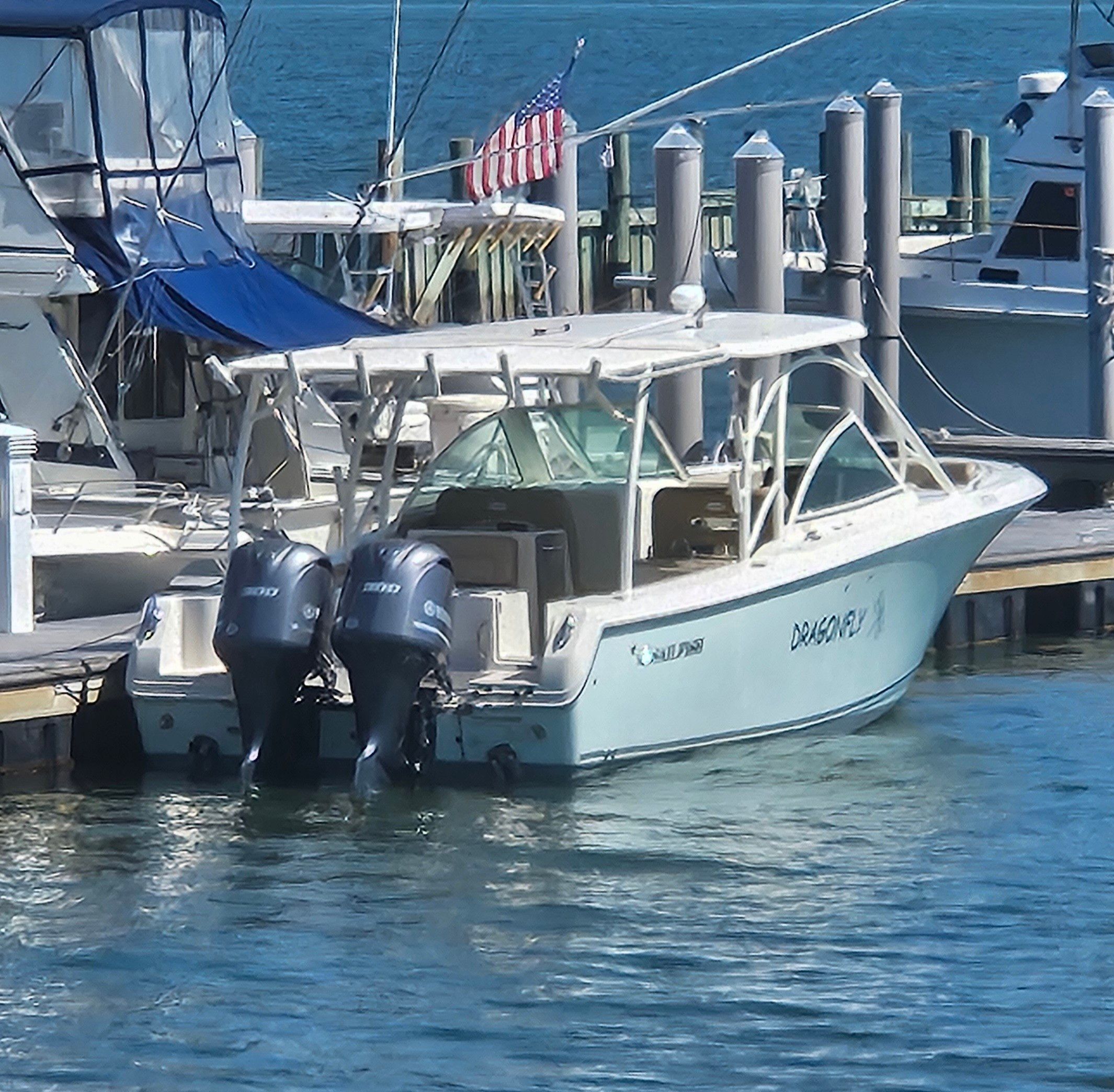 2018 Sailfish 325 DC - 2