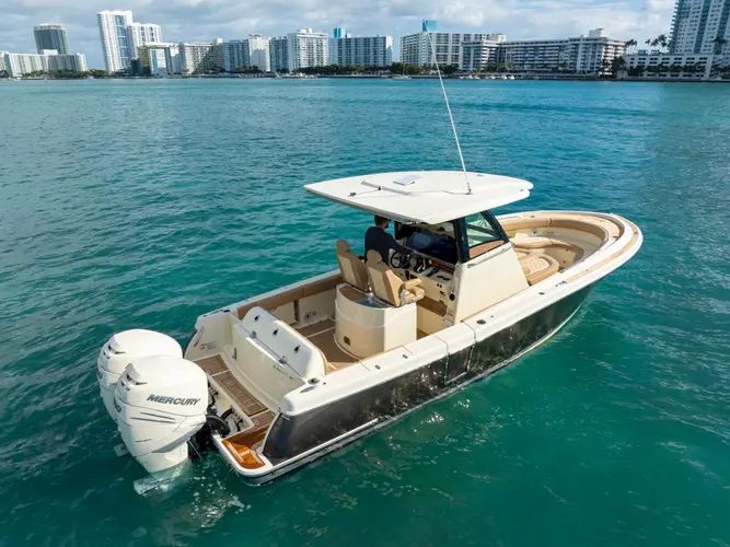 2022 Chris-craft Catalina 30 - Image 4