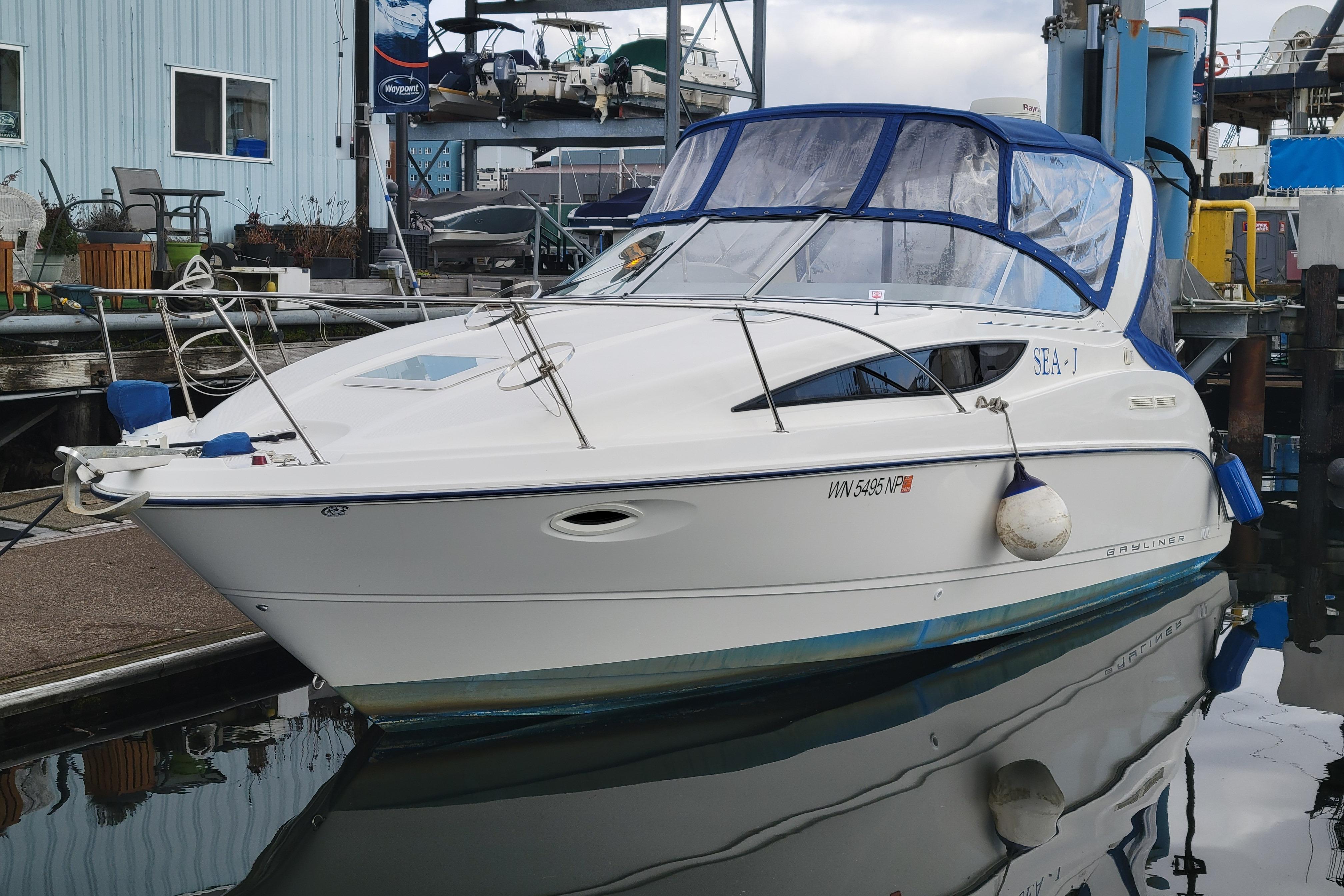 2004 Bayliner 285