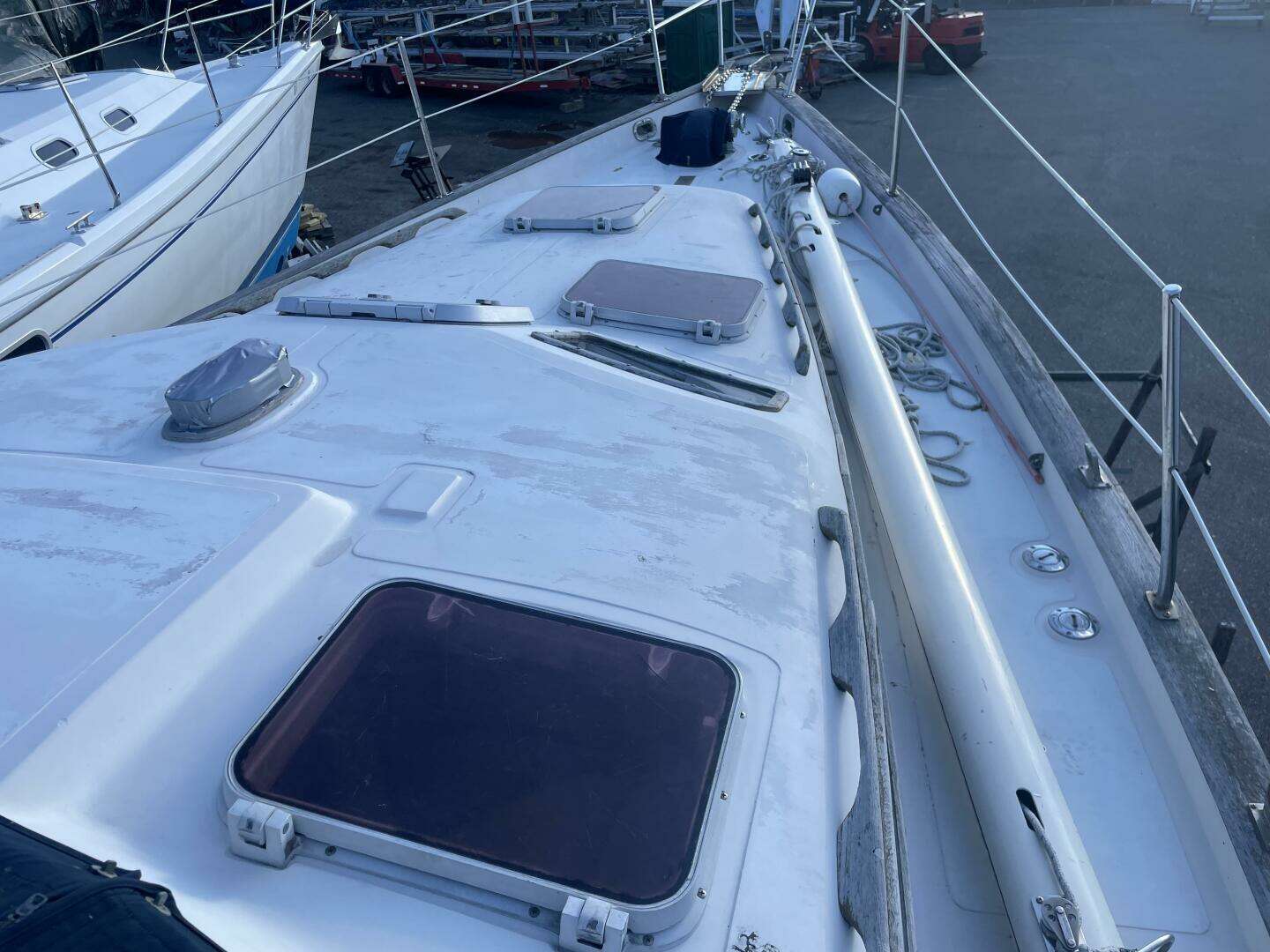 1987 Irwin 38 - Image 12