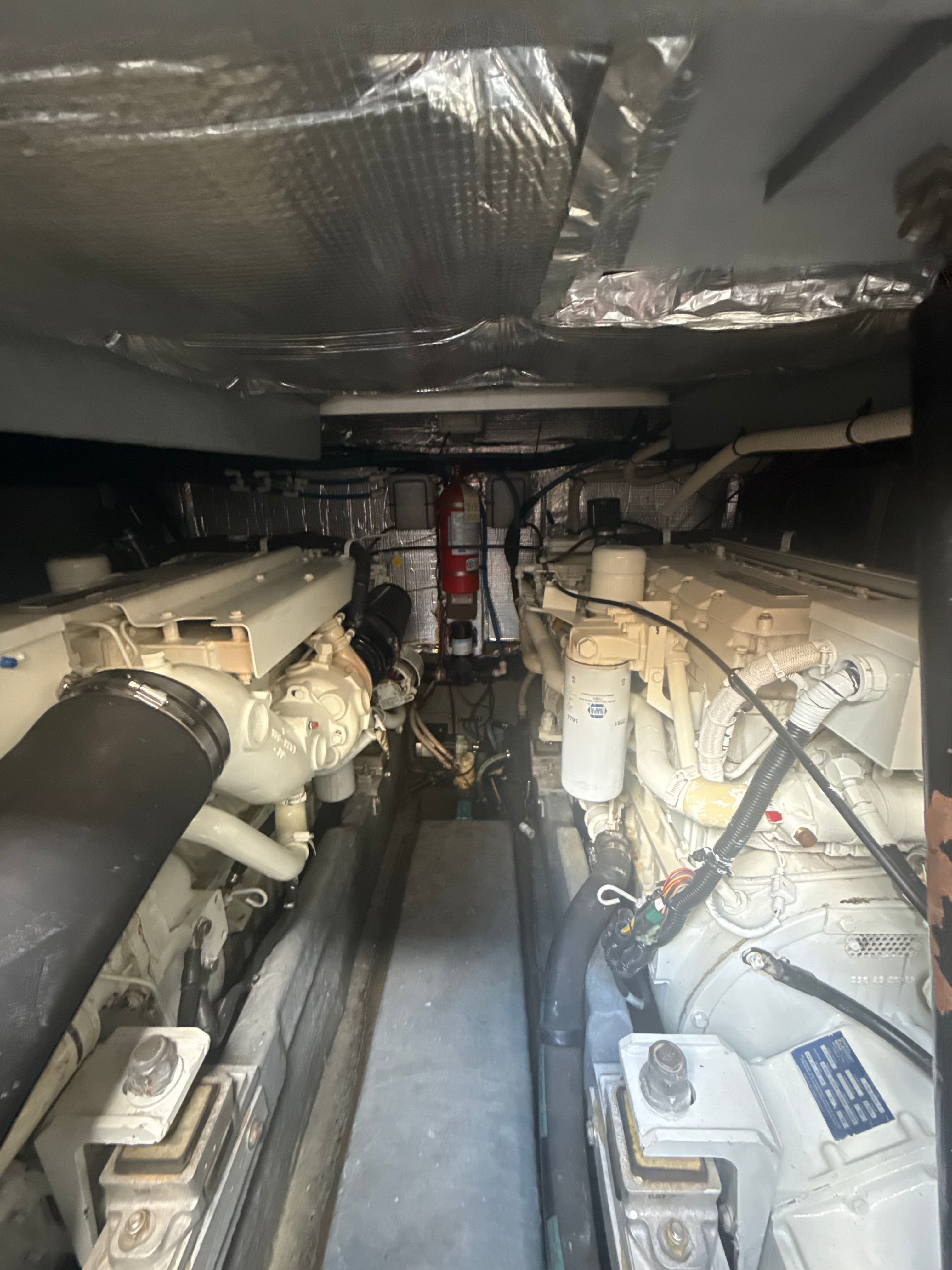 1999 Sea Ray 410 Express Cruiser - 5