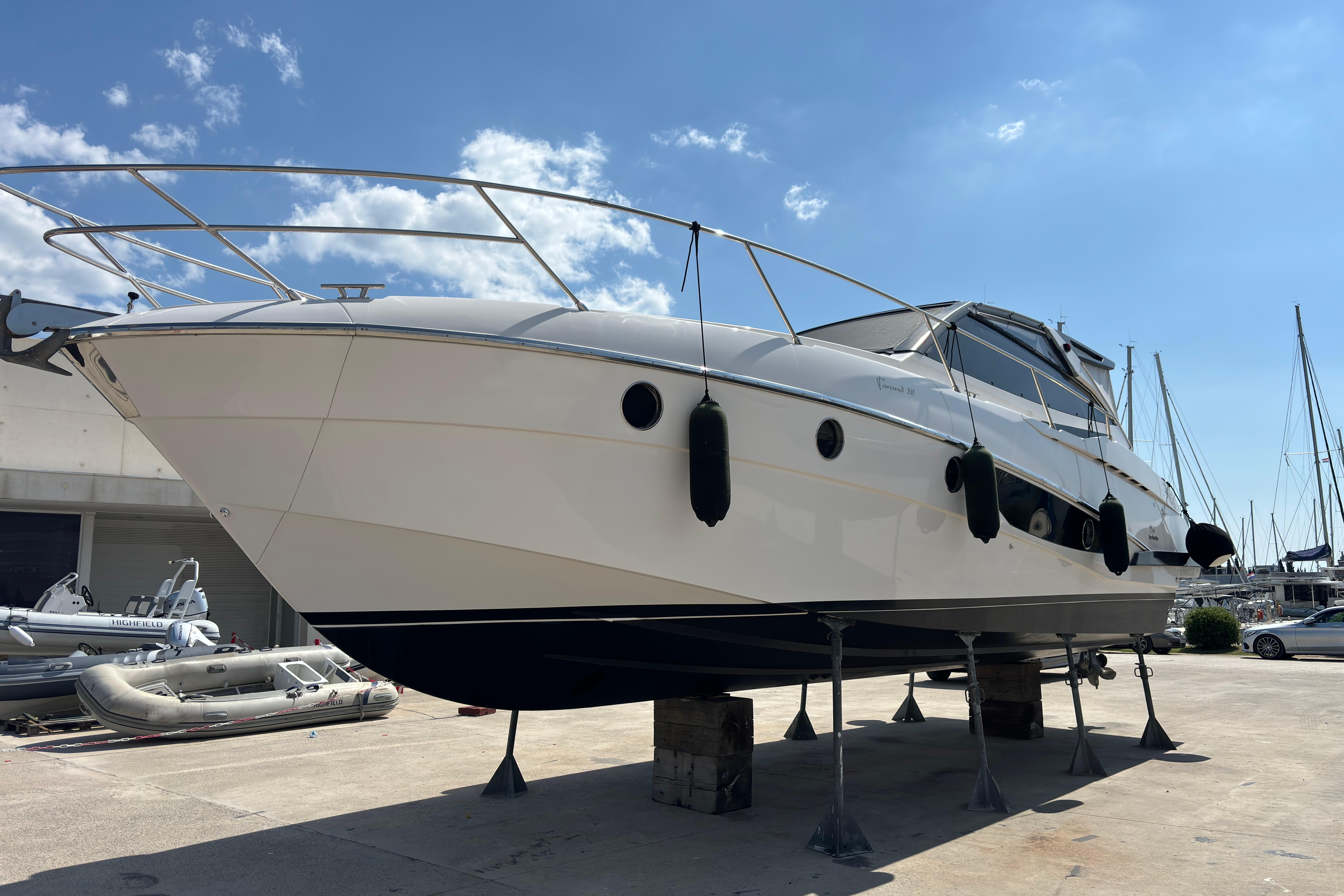 2015 Rio Yachts Parana 38