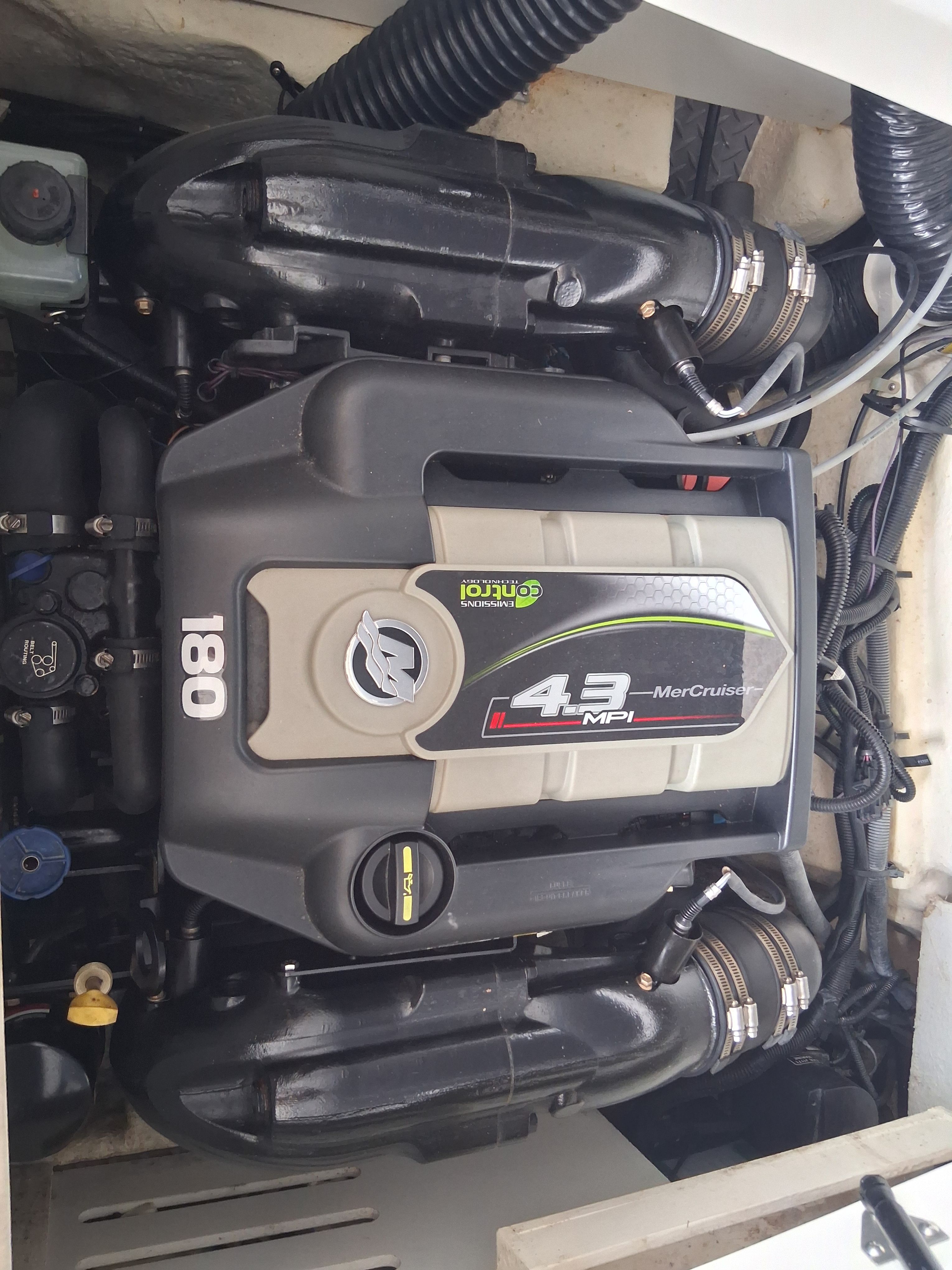 2017 Sea Ray SPX 190 - 12