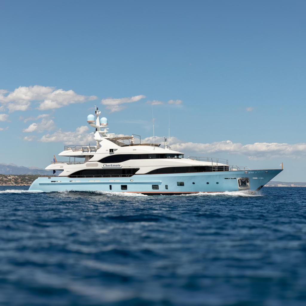 2013 Benetti 44