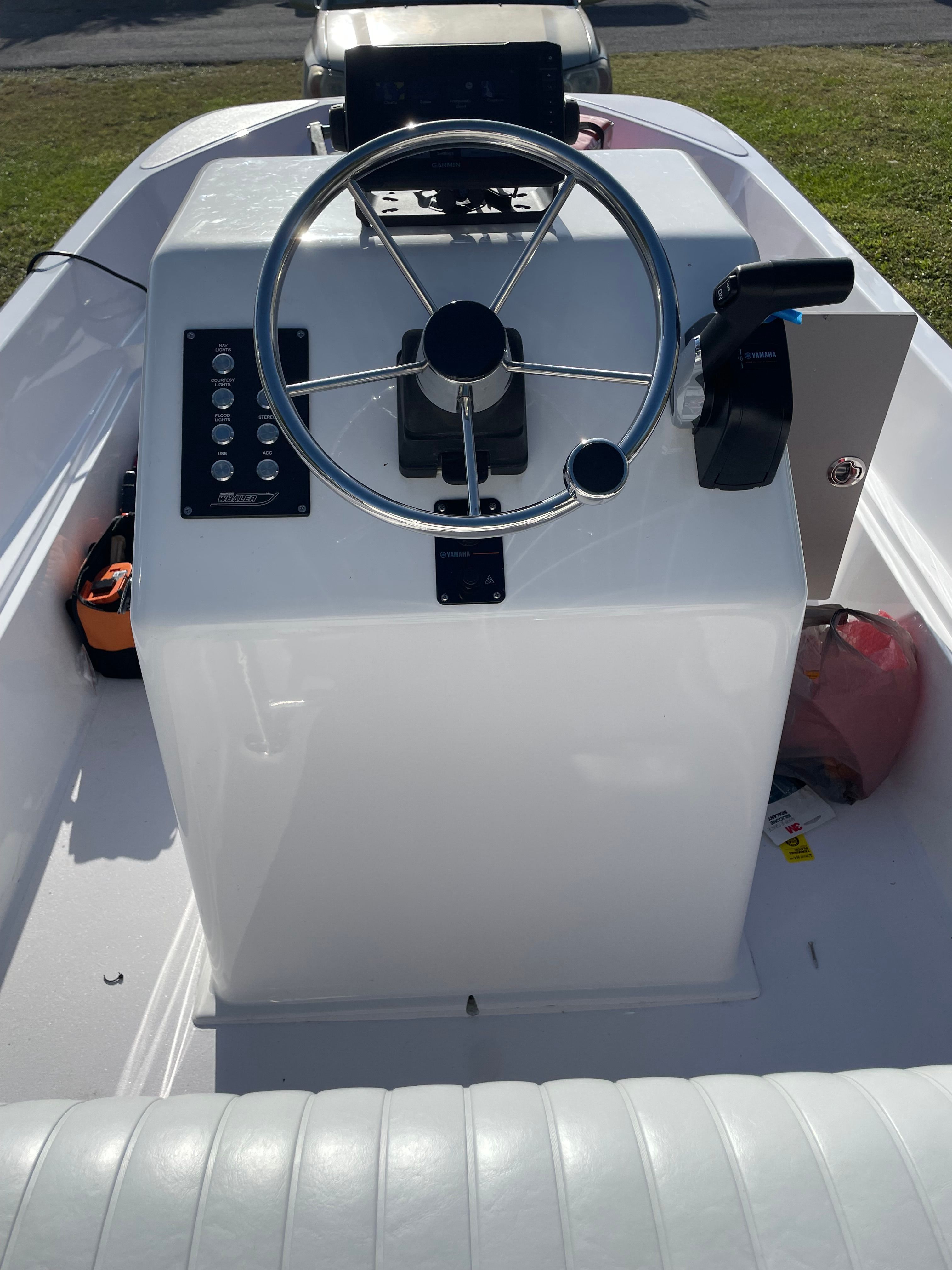 1977 Boston Whaler Montauk - 6