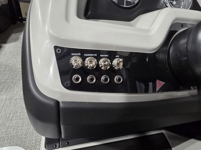 2026 BARLETTA BOATS Cabrio 22M - 22
