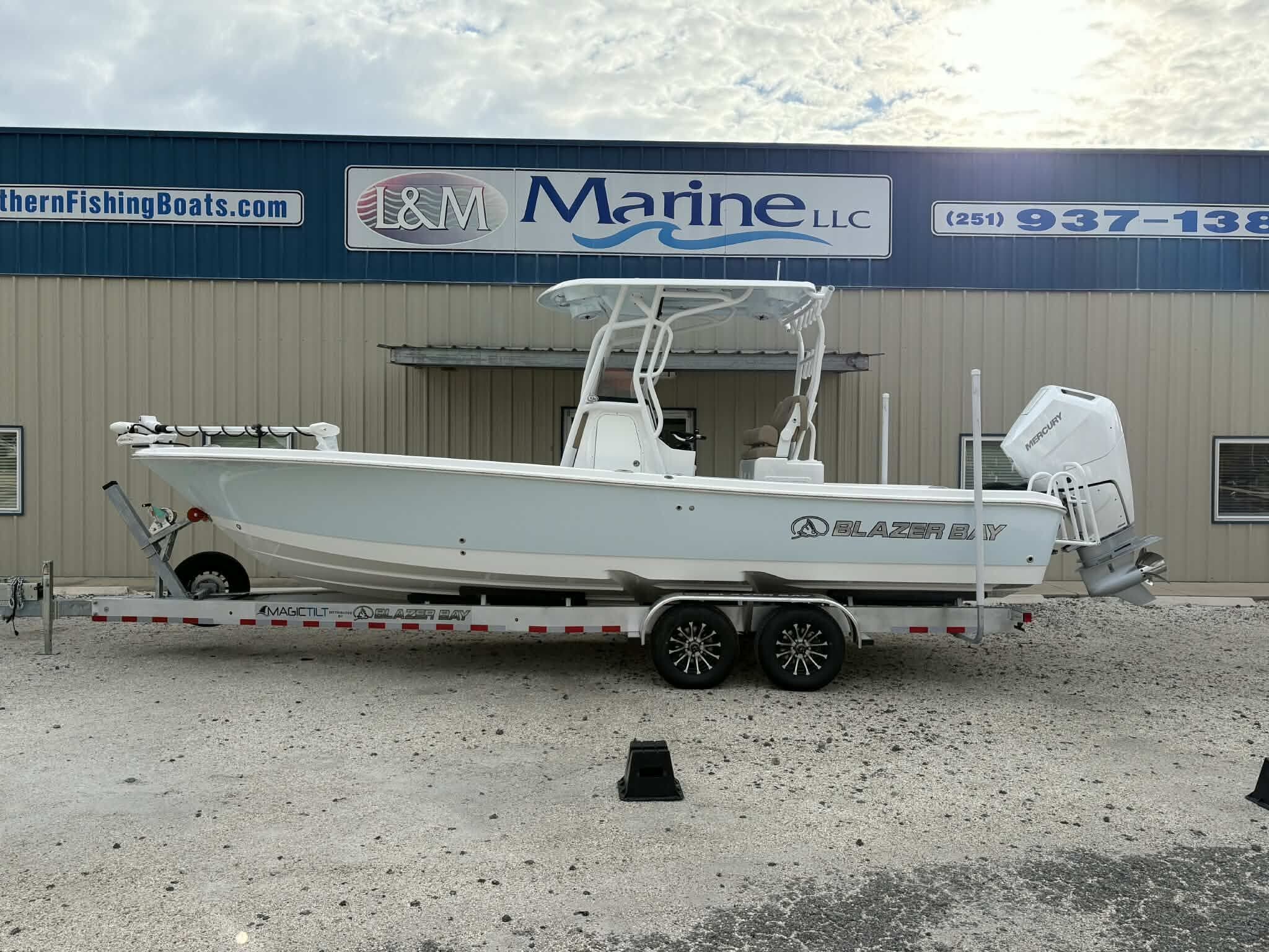 2026 Blazer Bay 2700 Hybrid
