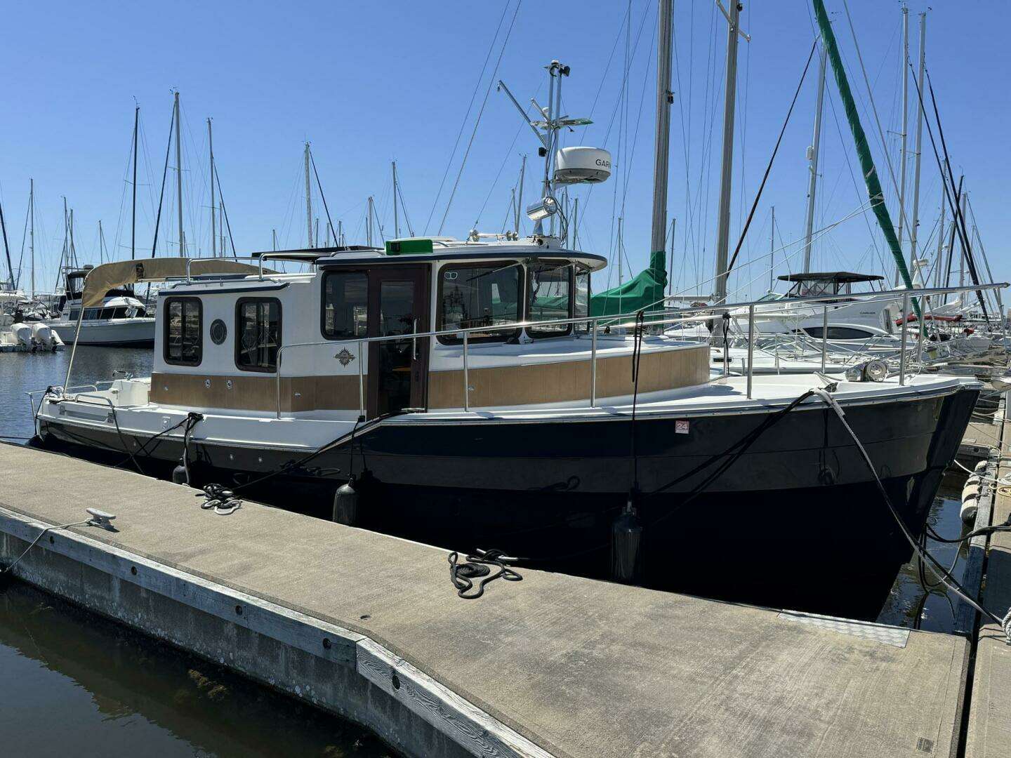 2012 Ranger Tugs R-29 - Image 2