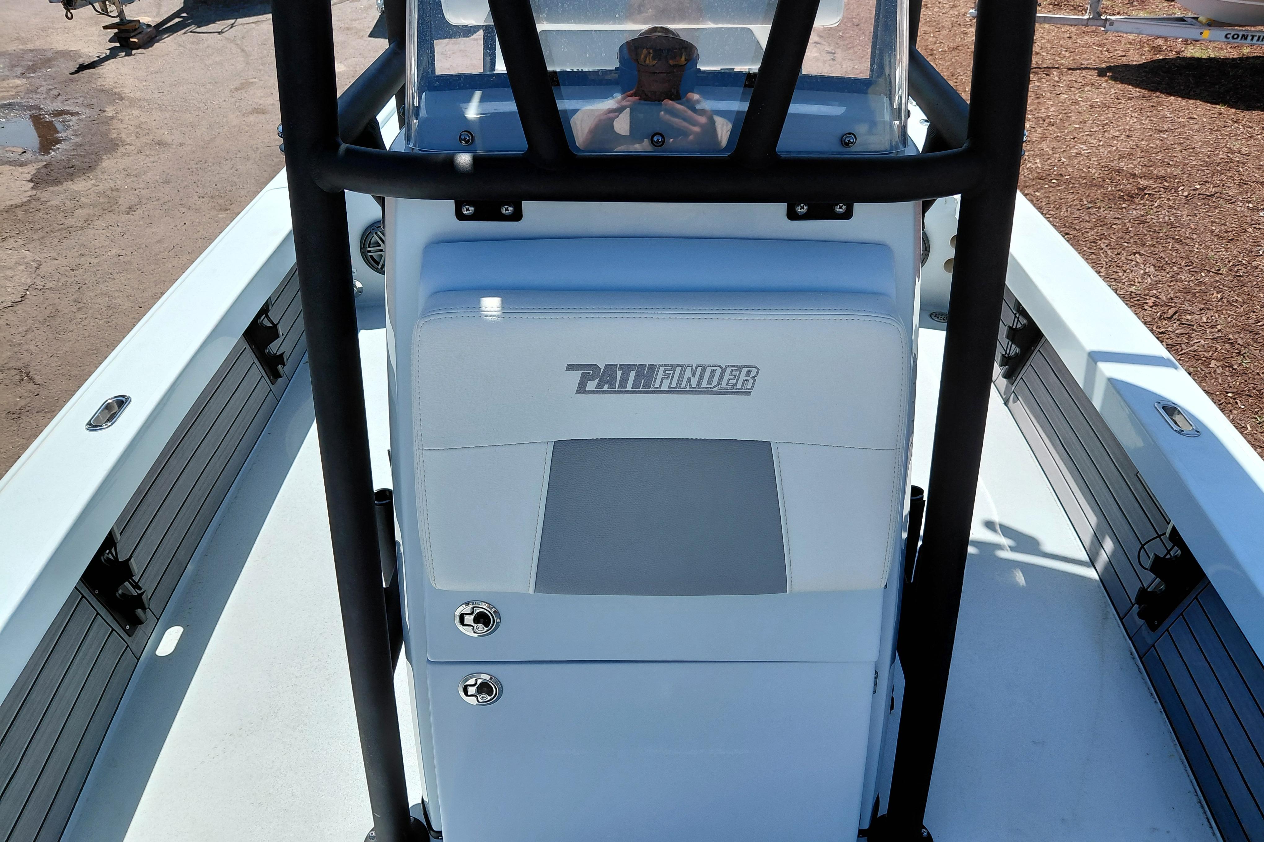 2022 Pathfinder 2300 HPS boat interior with console and seating.