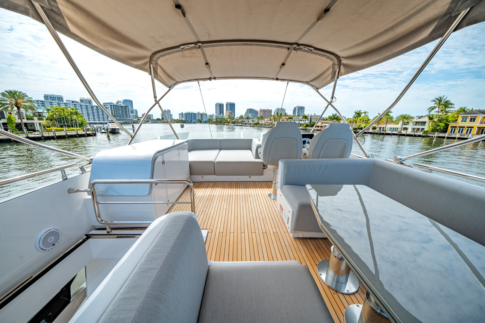 2026 Azimut S8 - Image 75