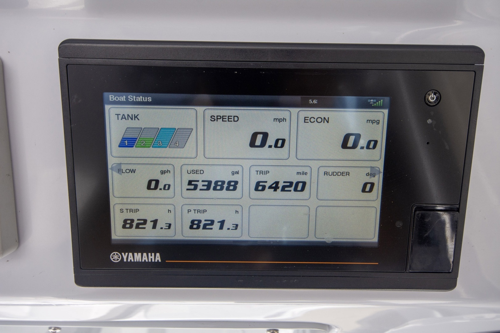 2019 Everglades 340 Dual Console - Image 7