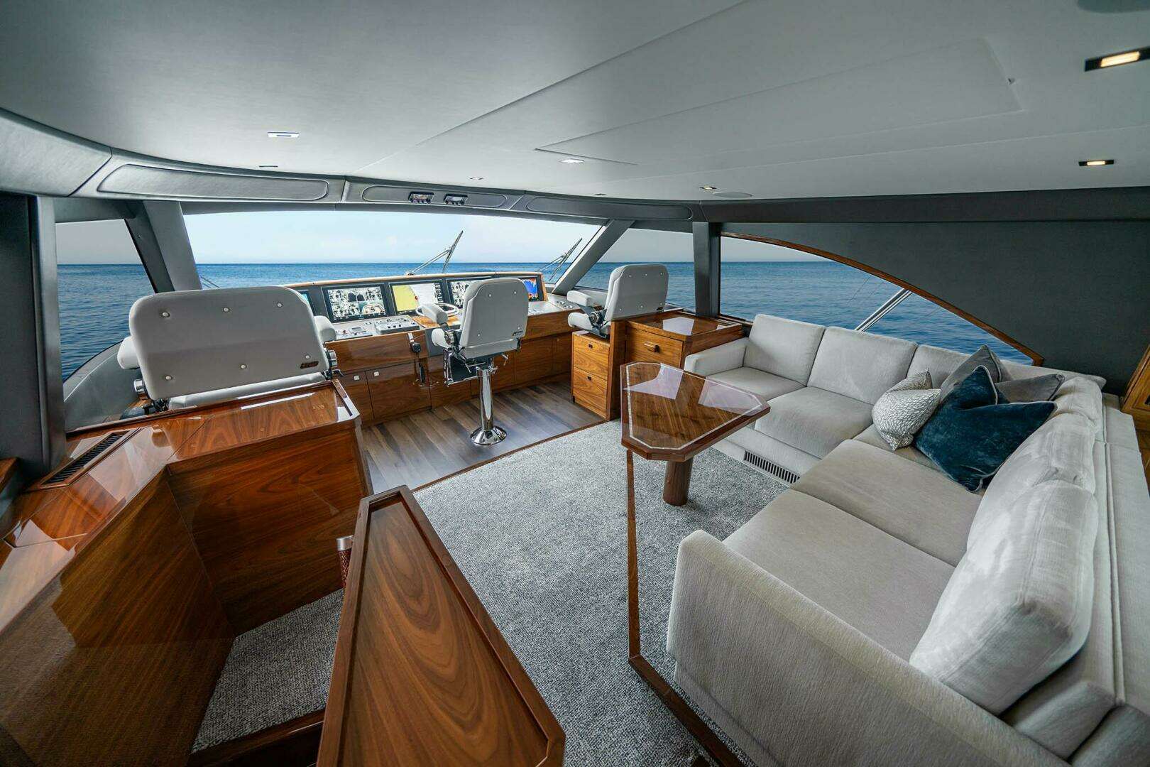 2027 Viking 82 Skybridge - Image 12