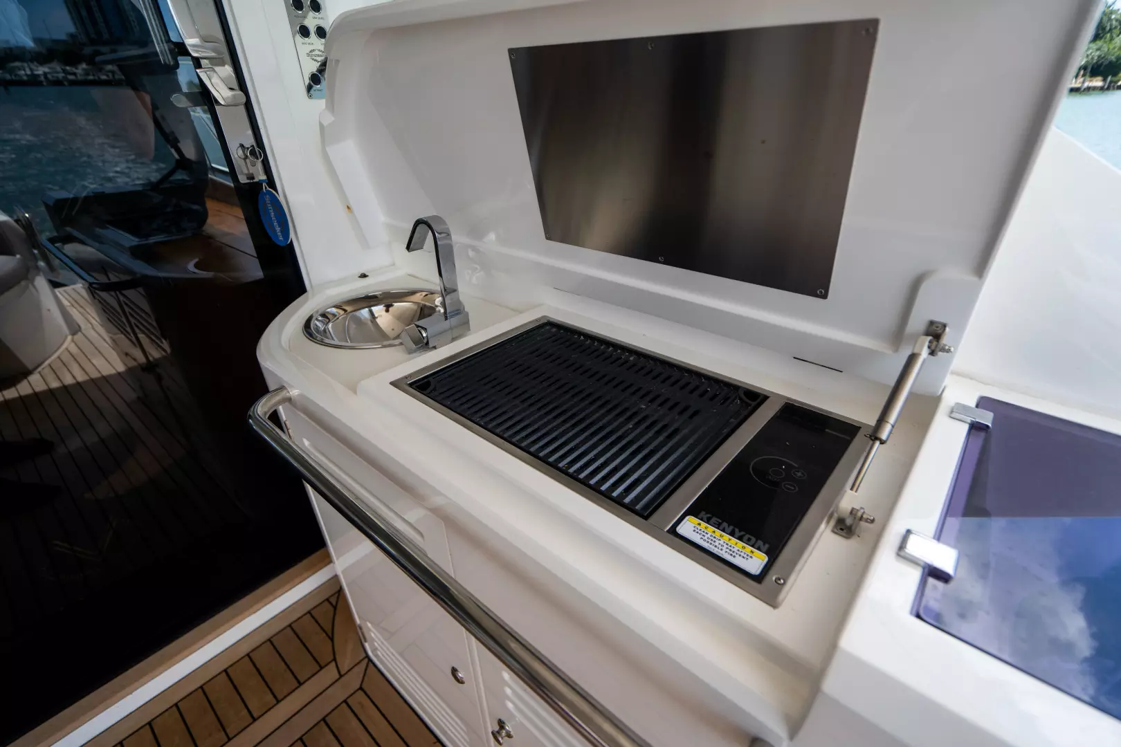 2019 Sunseeker Predator - Image 23