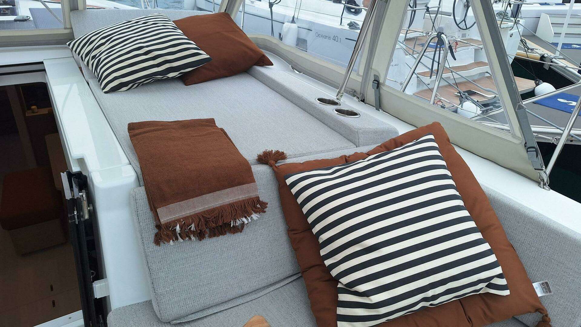 2026 Beneteau Oceanis 47 - Image 26