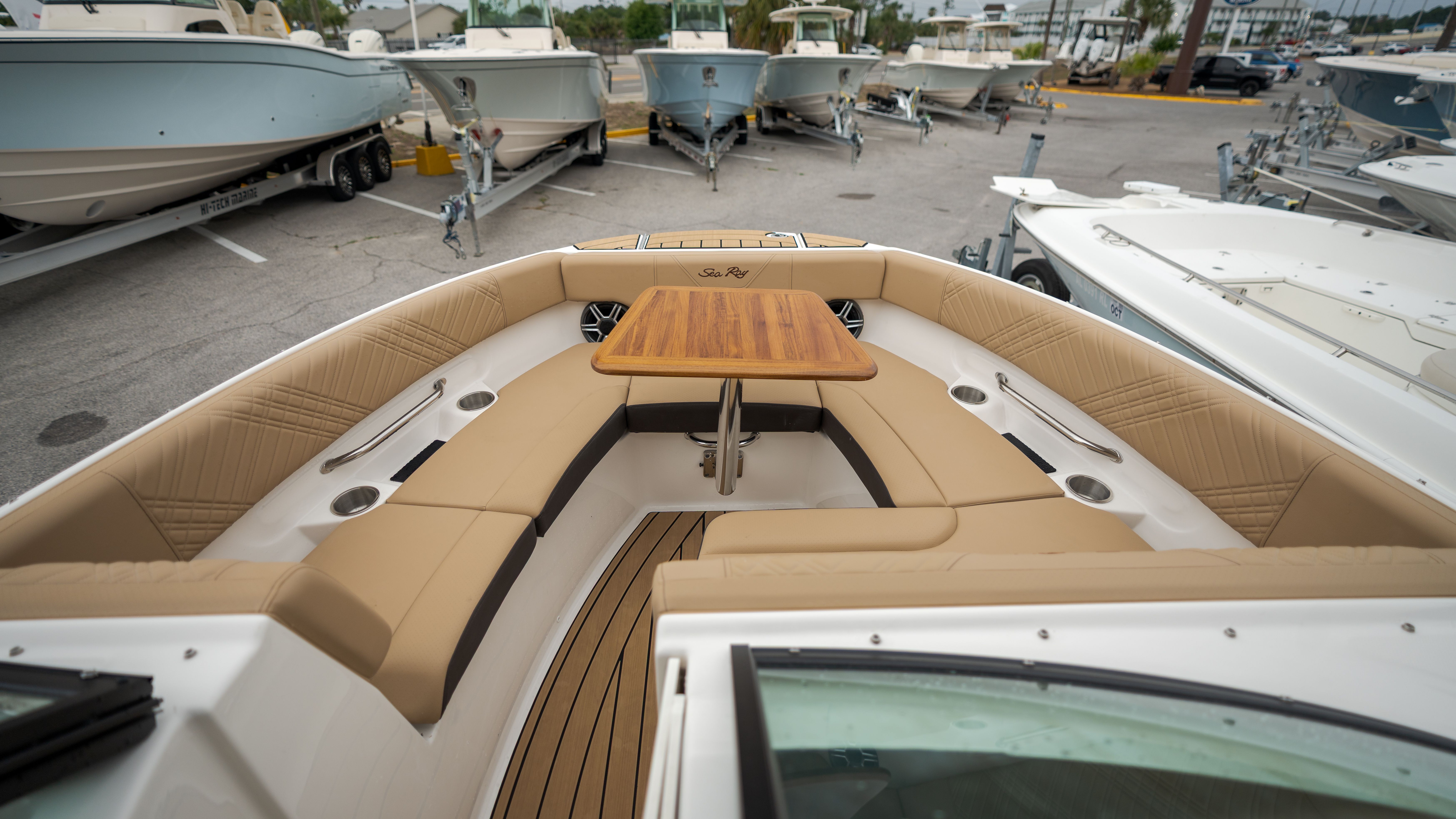 2026 Sea Ray SDX 230 Outboard - 12
