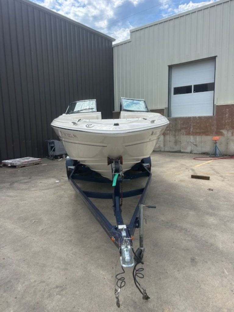 2005 Sea Ray 240 Select - 3