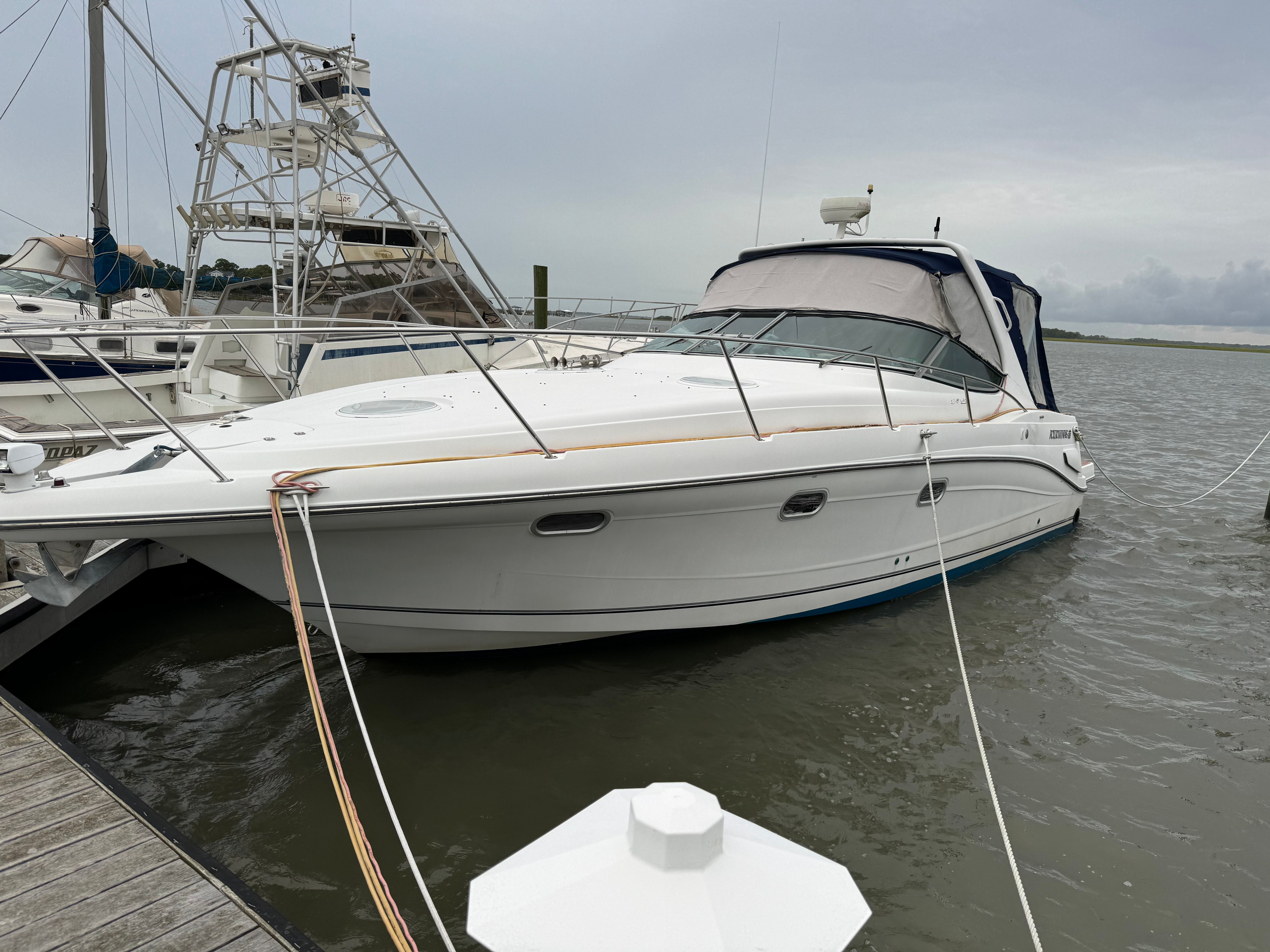 2001 Four Winns 338 Vista