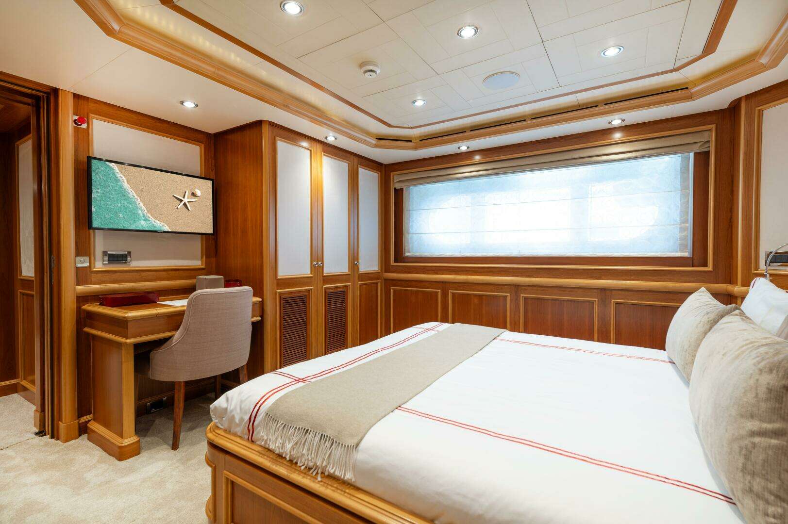 2007 CRN Pilothouse - Image 28