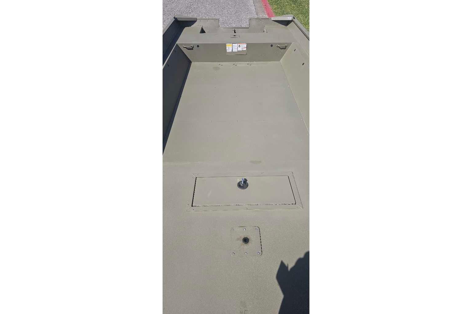 2025 Tracker Grizzly 2072 Utility boat interior, showcasing spacious deck layout.