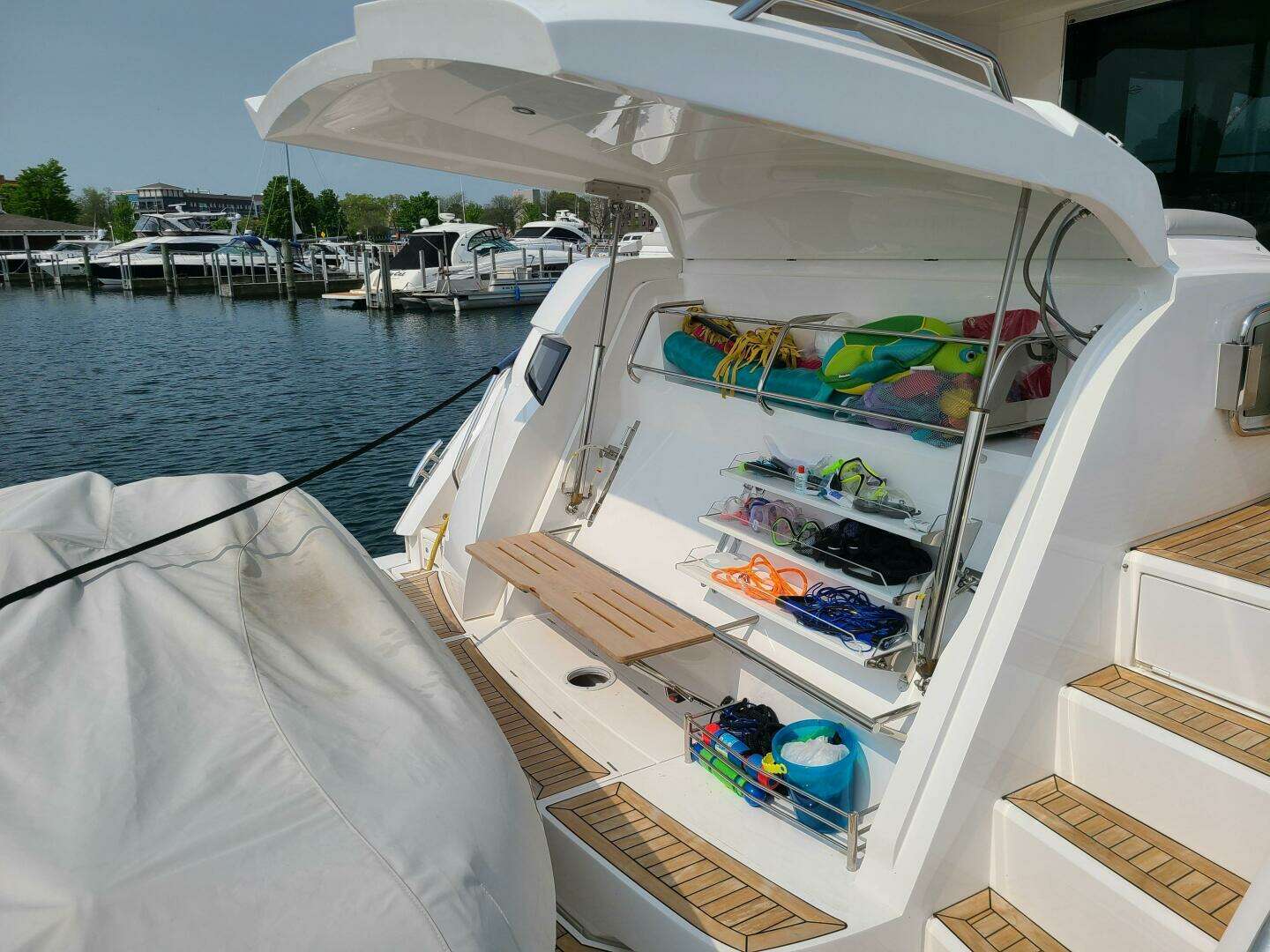 2023 Sunseeker 68 Manhattan - Image 43