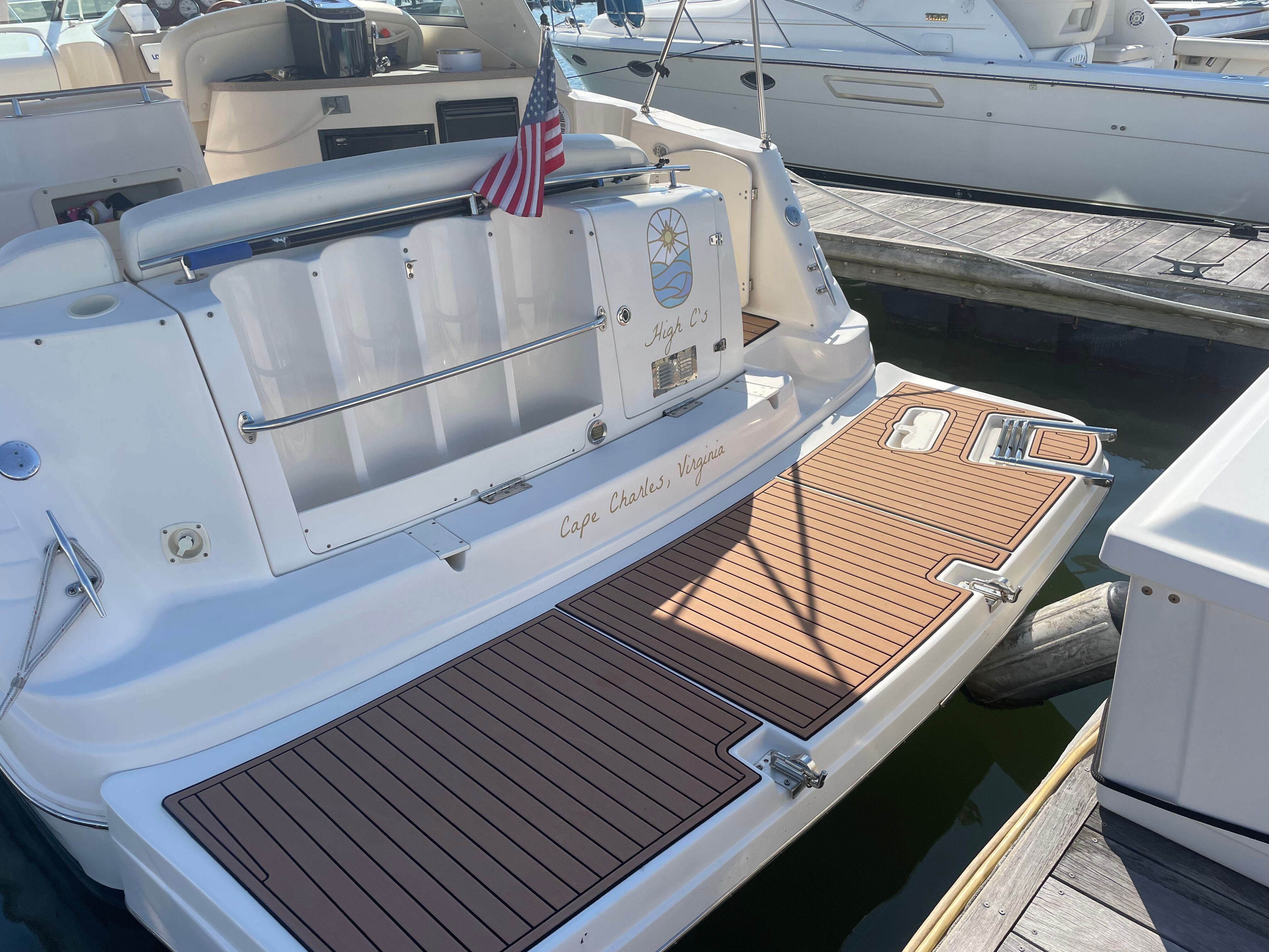 2003 Rinker Fiesta Vee 342 - 8
