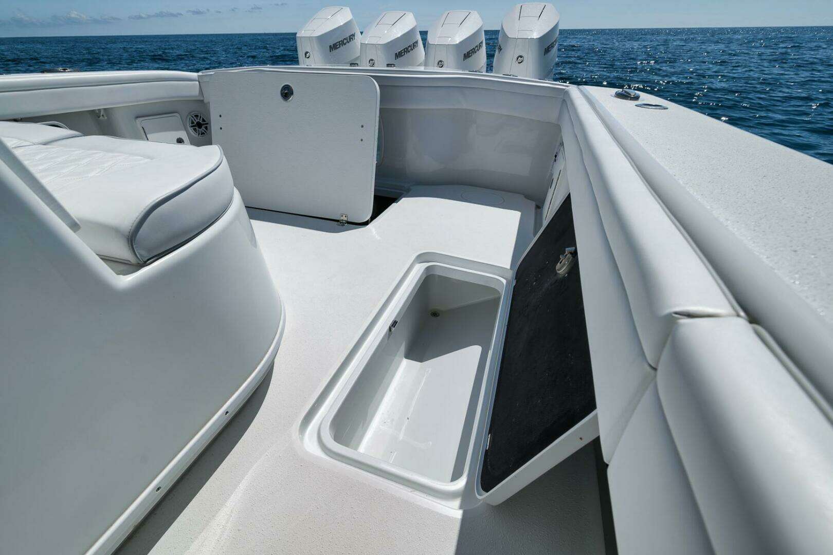 2023 Yellowfin 39' Offshore - Image 20