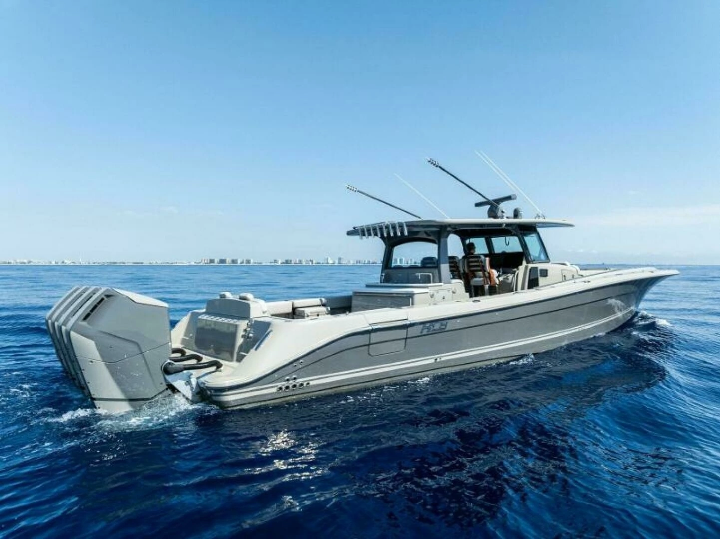 2023 HCB 53 Suenos - Image 38