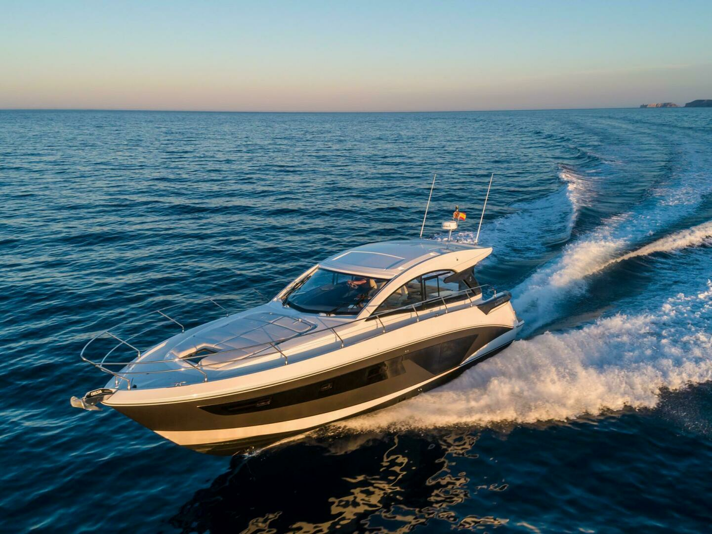 2024 Beneteau Gran Turismo 45 - Image 25