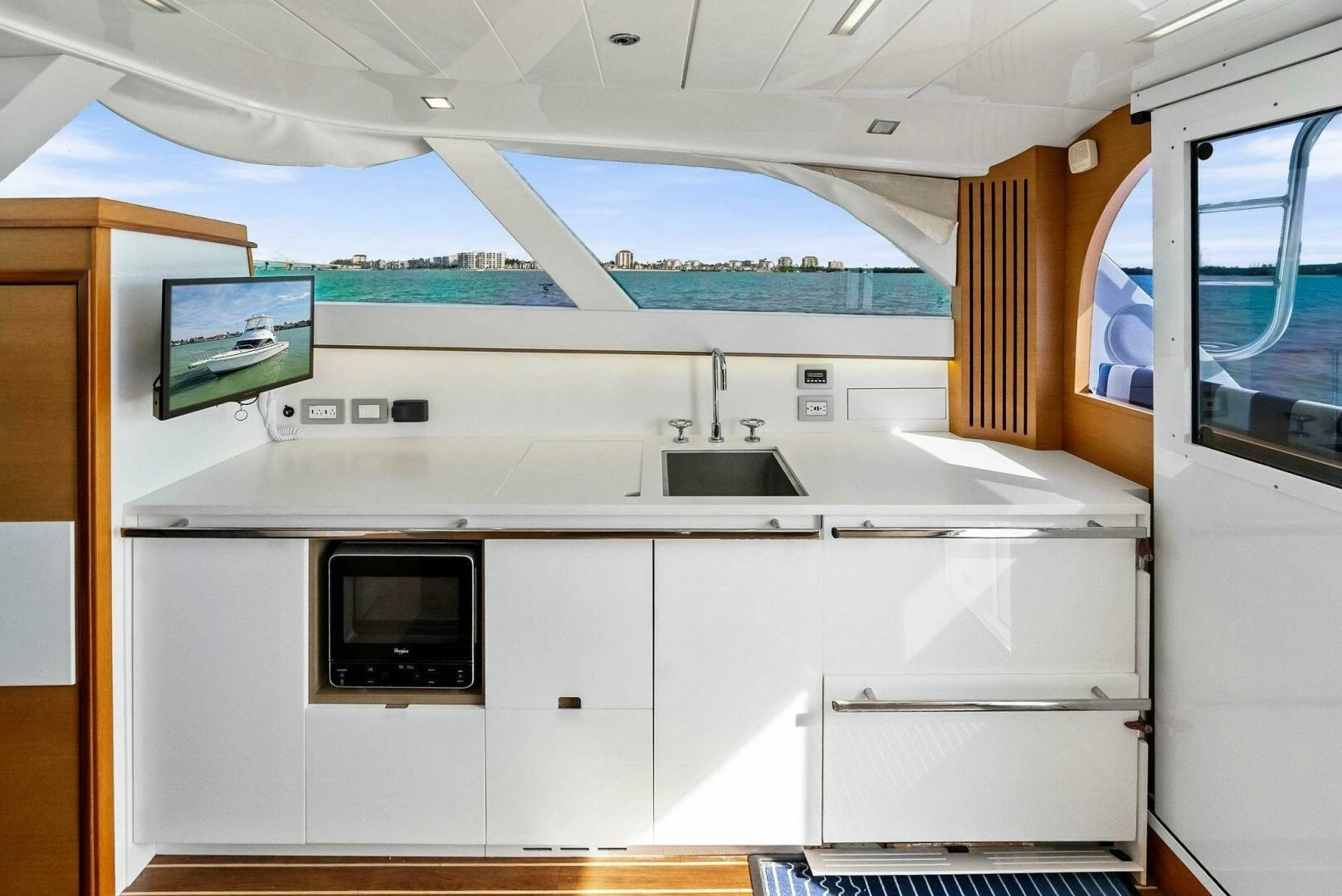 2017 Bertram 35 Flybridge - Image 13