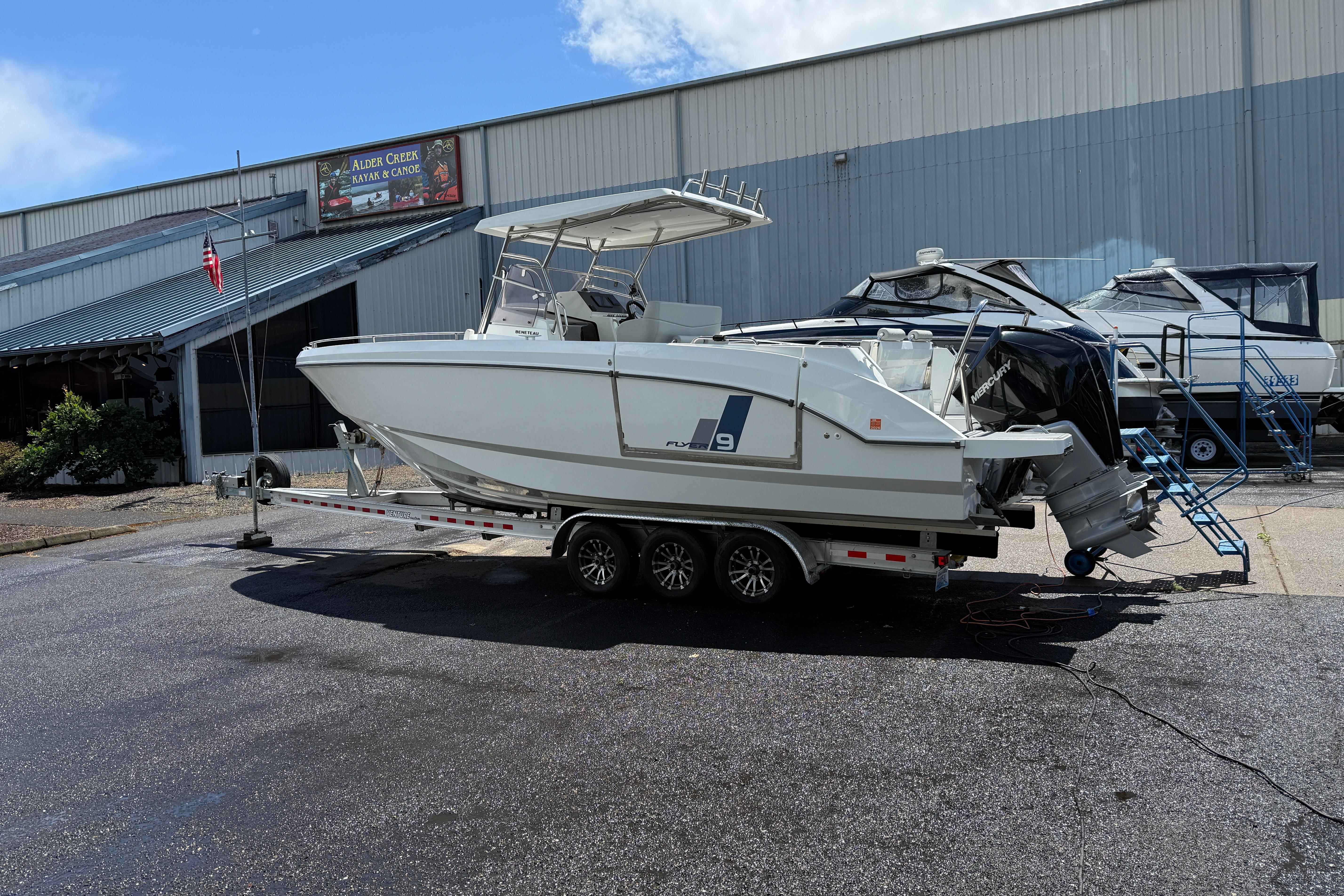2023 Beneteau Flyer 9 SPACEdeck