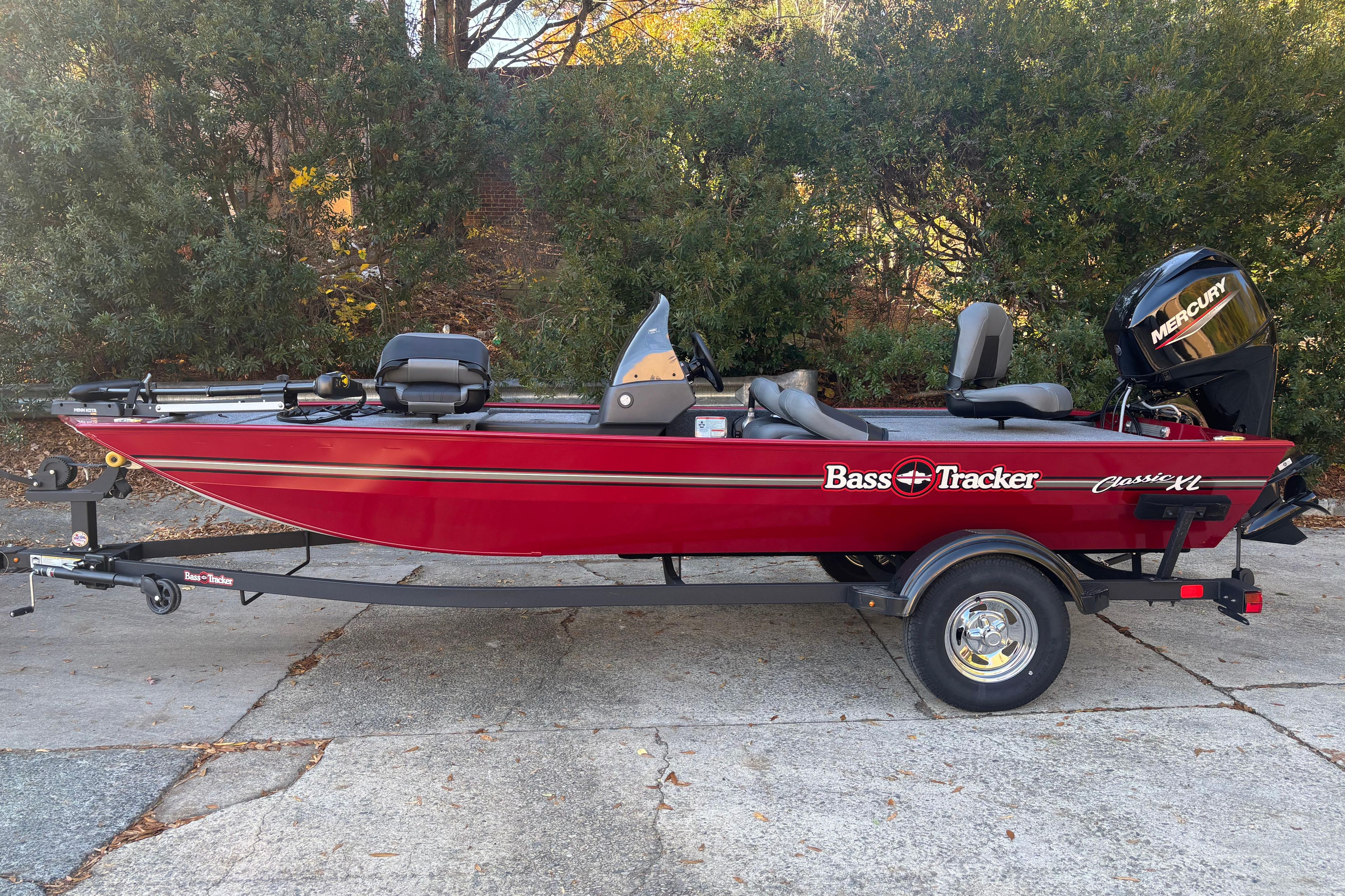 2026 Tracker Bass Tracker Classic XL