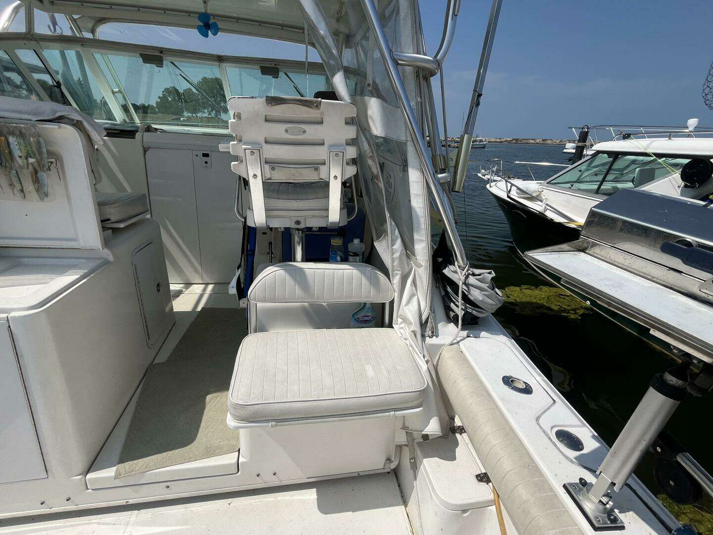 2001 Rampage Rampage 30 Express Open - Image 27